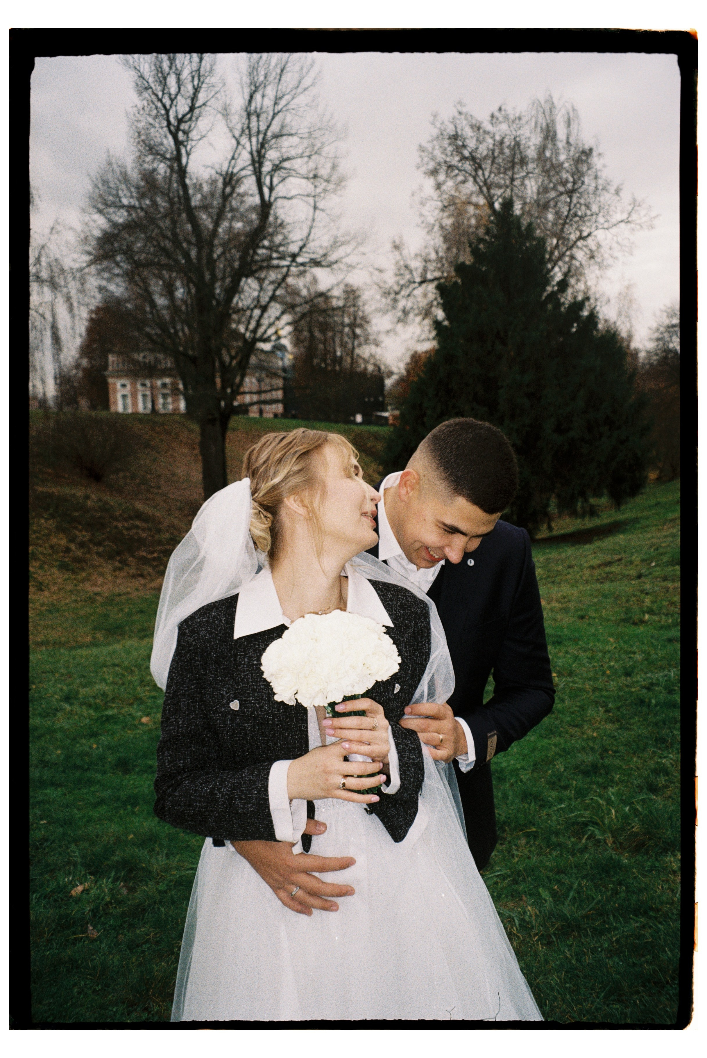 На плёнку (Саша и Лиза). Фотограф в Москве — Евгения Прокопенко