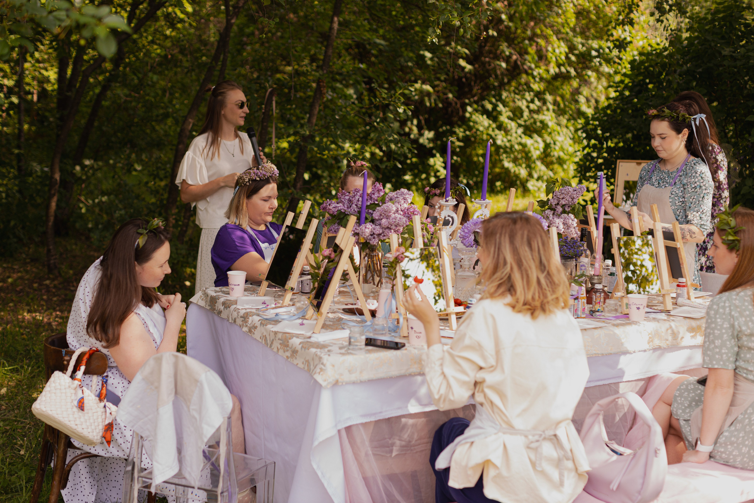 Мк Сирень на зеркале (девичник в парке). Анастасия Ракчеева Художник