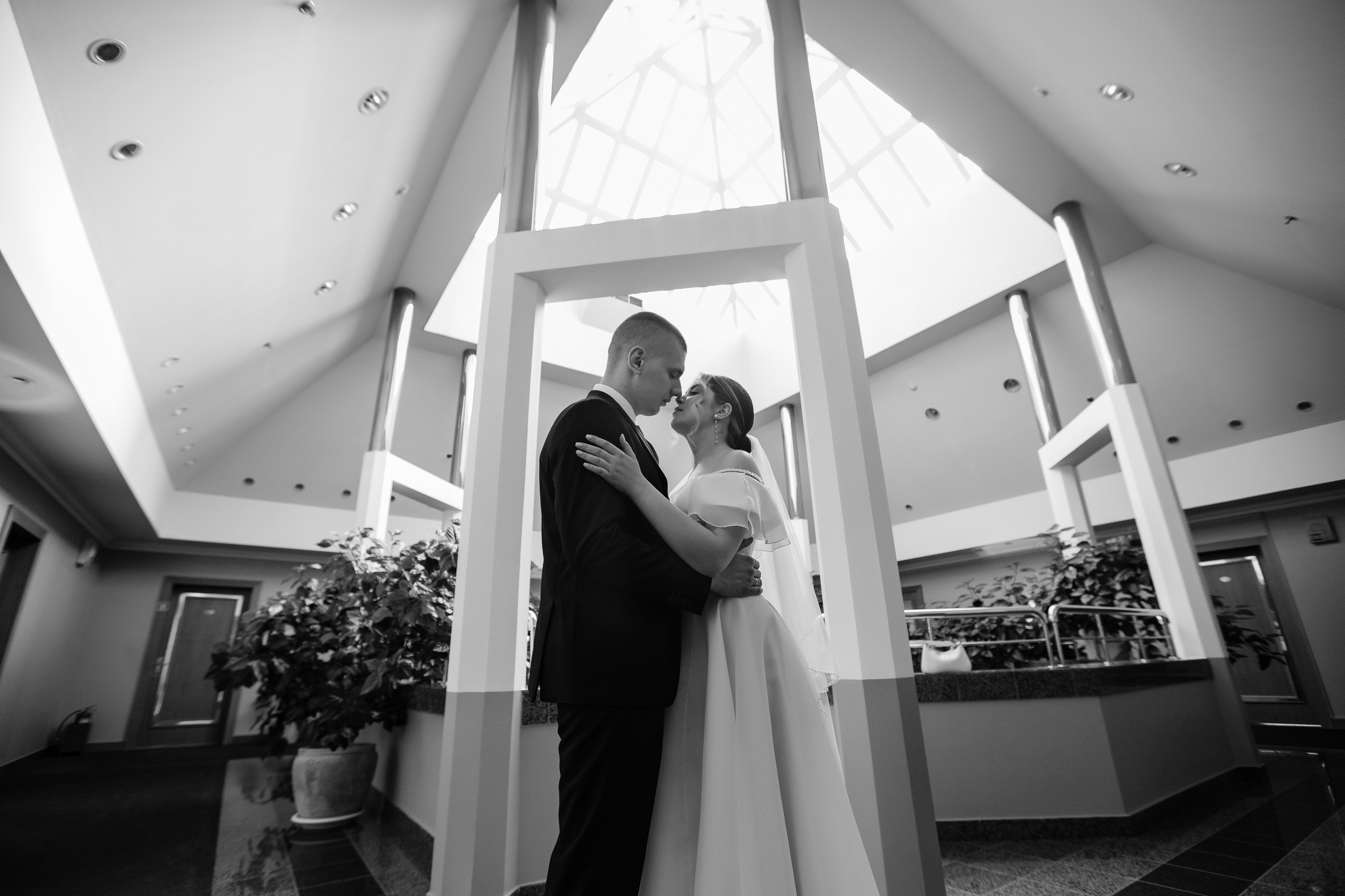 Вадим + Екатерина. Роман Урумбаев фотограф Нижневартовск