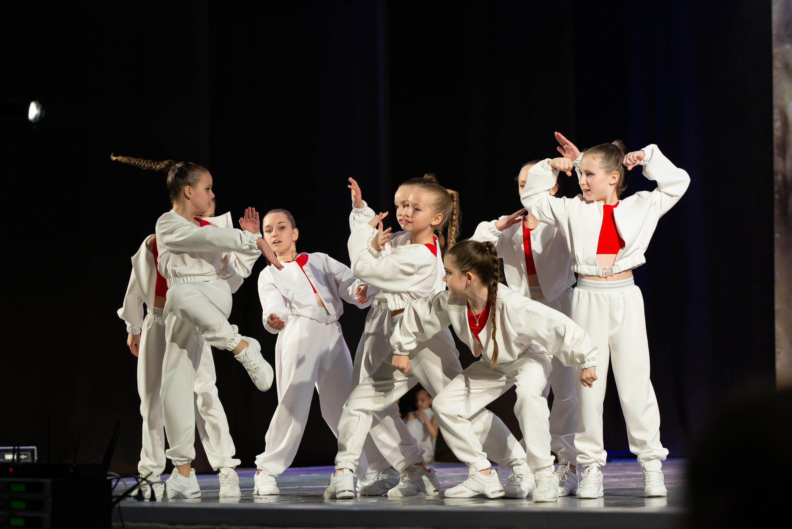 Сцена. Главная