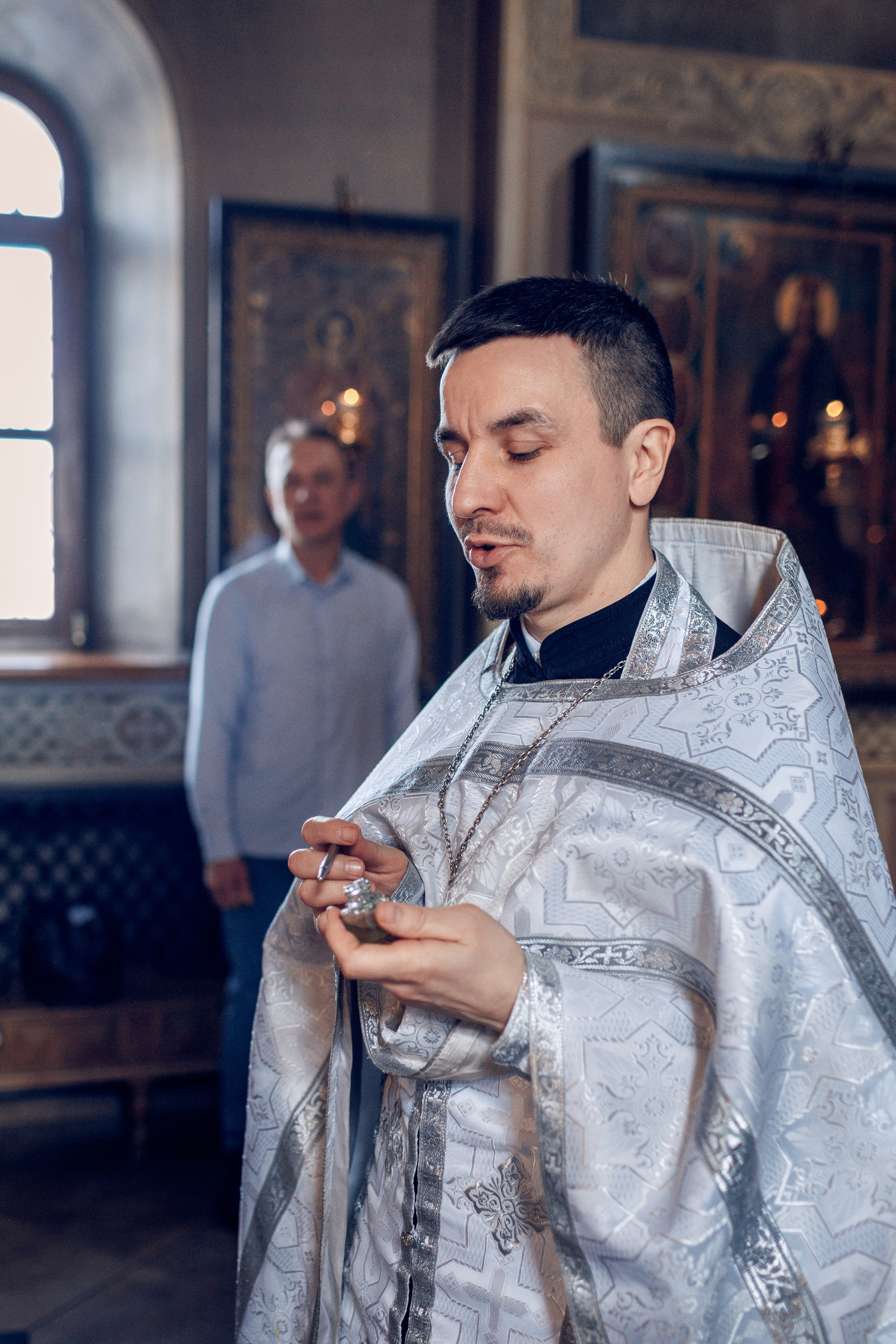 Крещение в Храме Святого Уара Мученика в Вешках. Профессиональный фотограф в Москве и Мо Мария Шантарёва