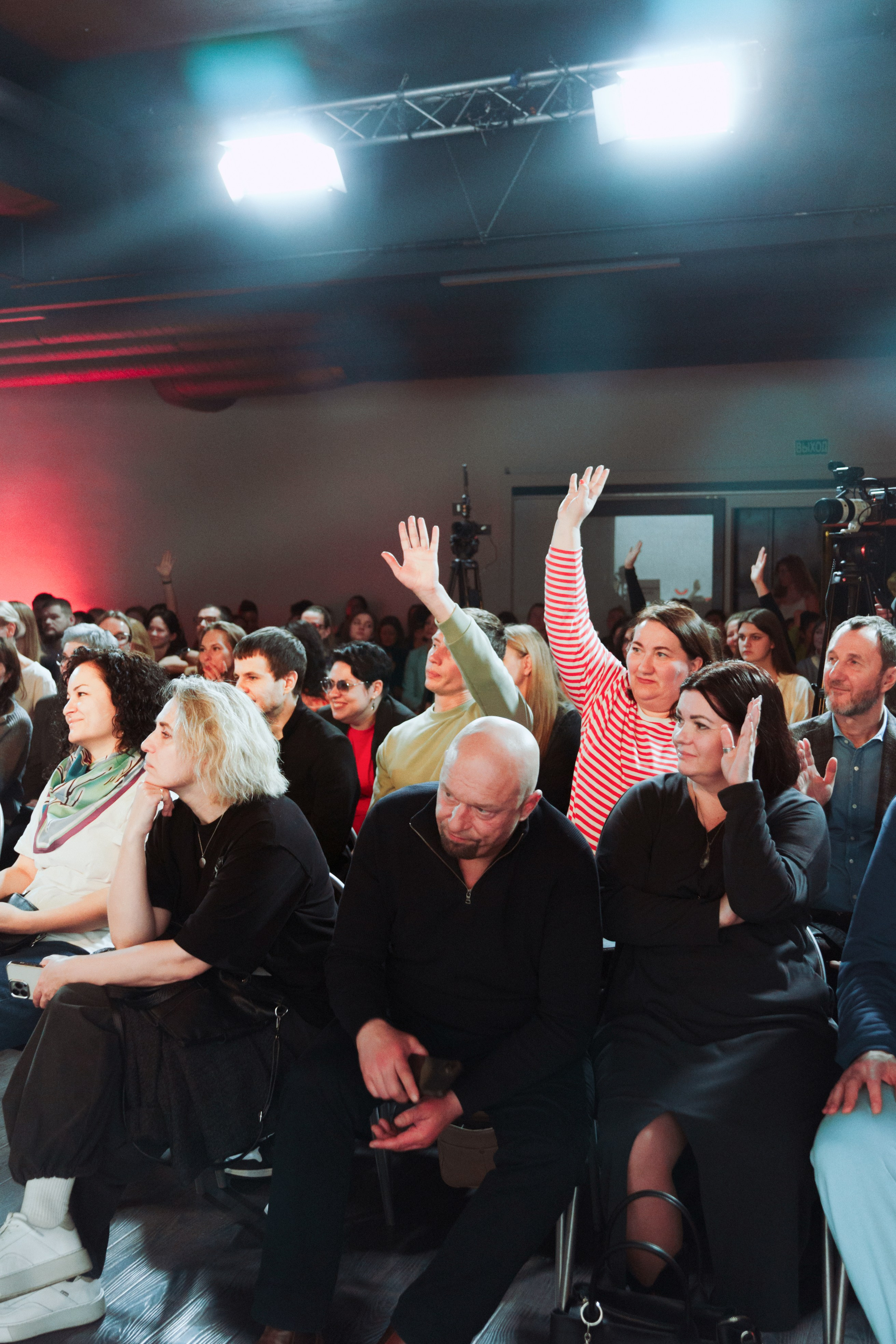Спикер TEDX / Автор трансформационной игры (Путь Героя). Свадебный фотограф в Москве Кристина Чехова