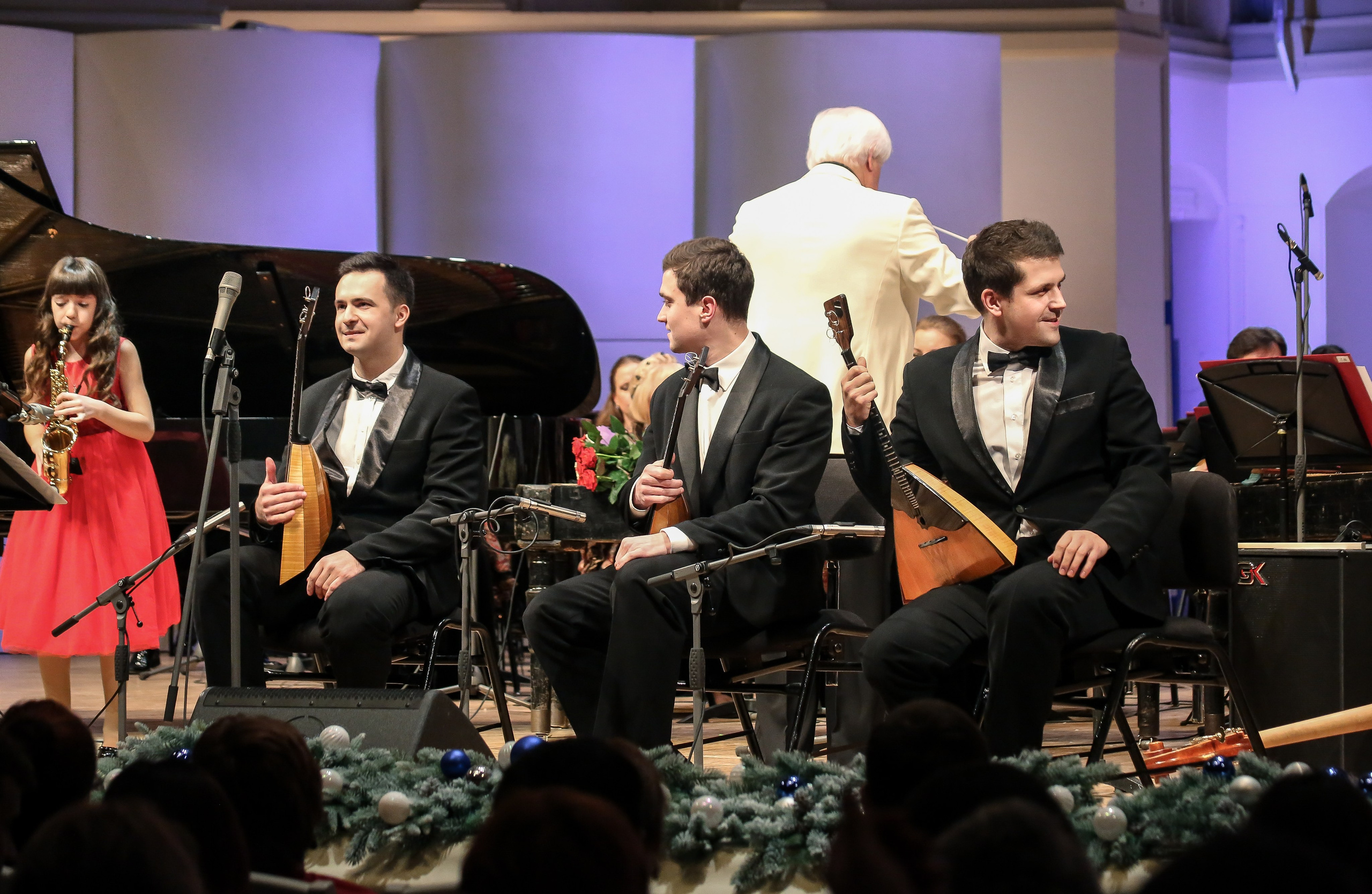 Christmas in Blue. Дарья Письменюк / Darya Leitstern — фотограф, музыкант, журналист, путешественник