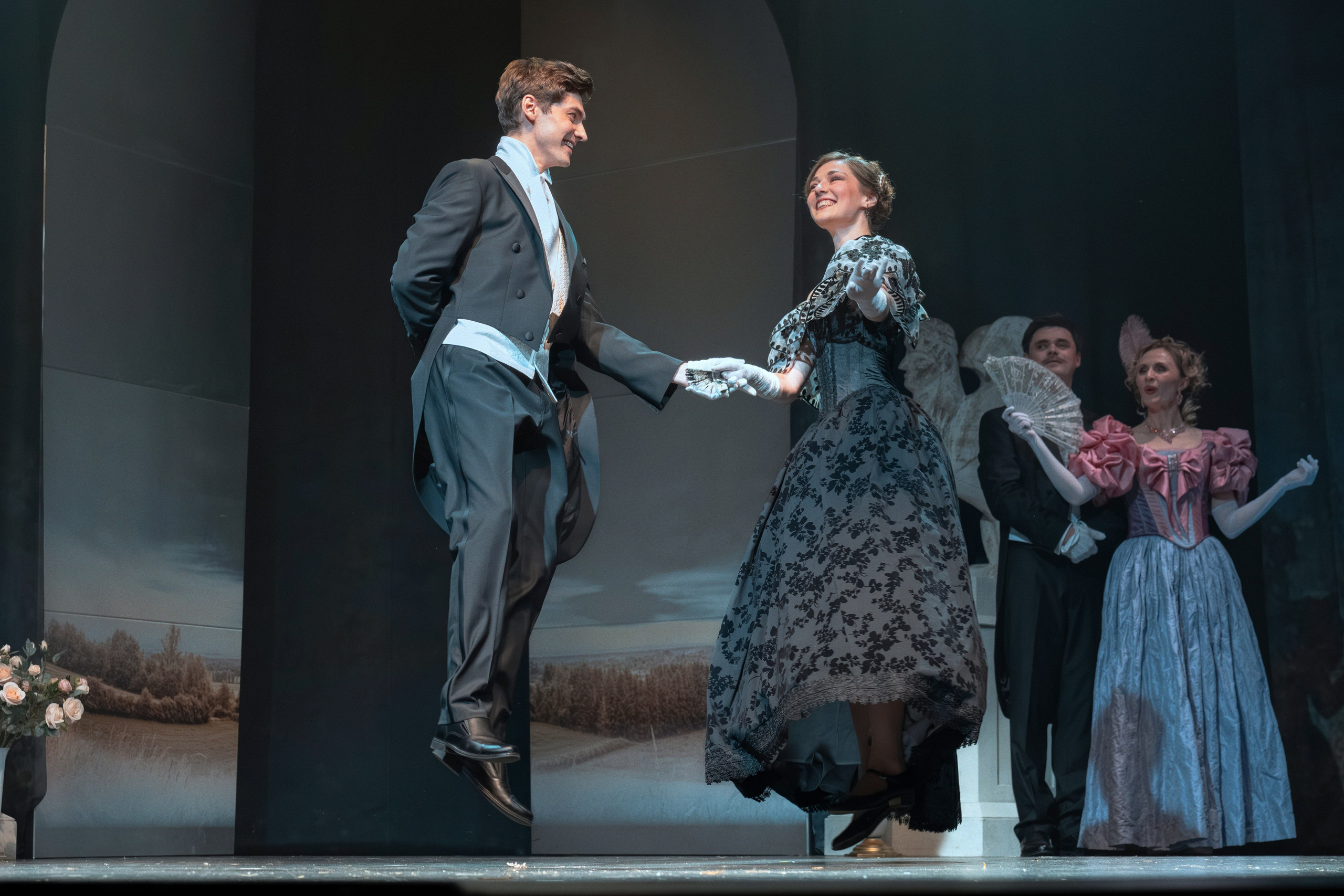 Театр Роста: Отцы и Дети. Сайт фотографа Сергея Абрамова