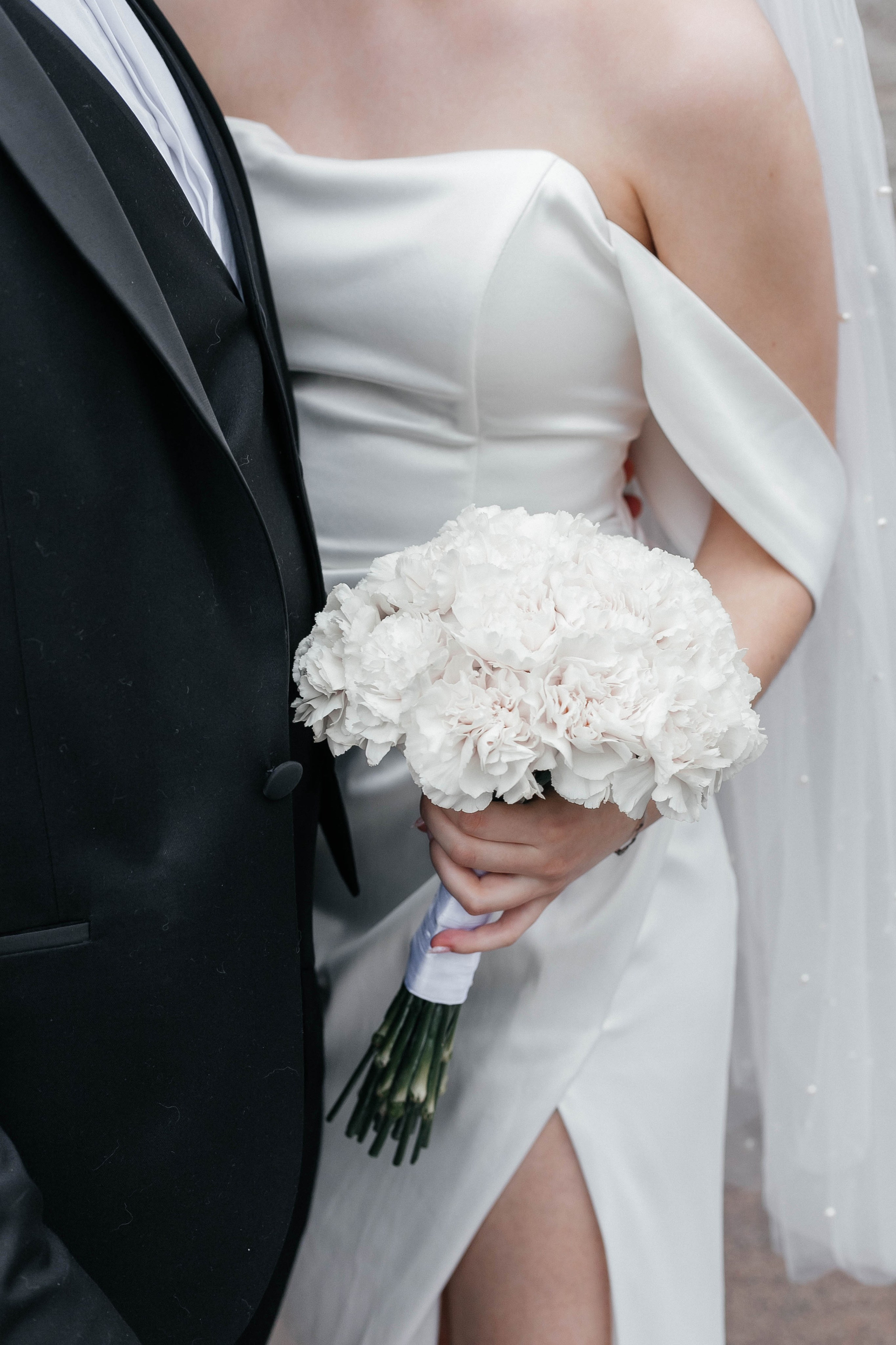 Свадебная прогулка в городе. Фотограф в Минске Ира Сюбарева