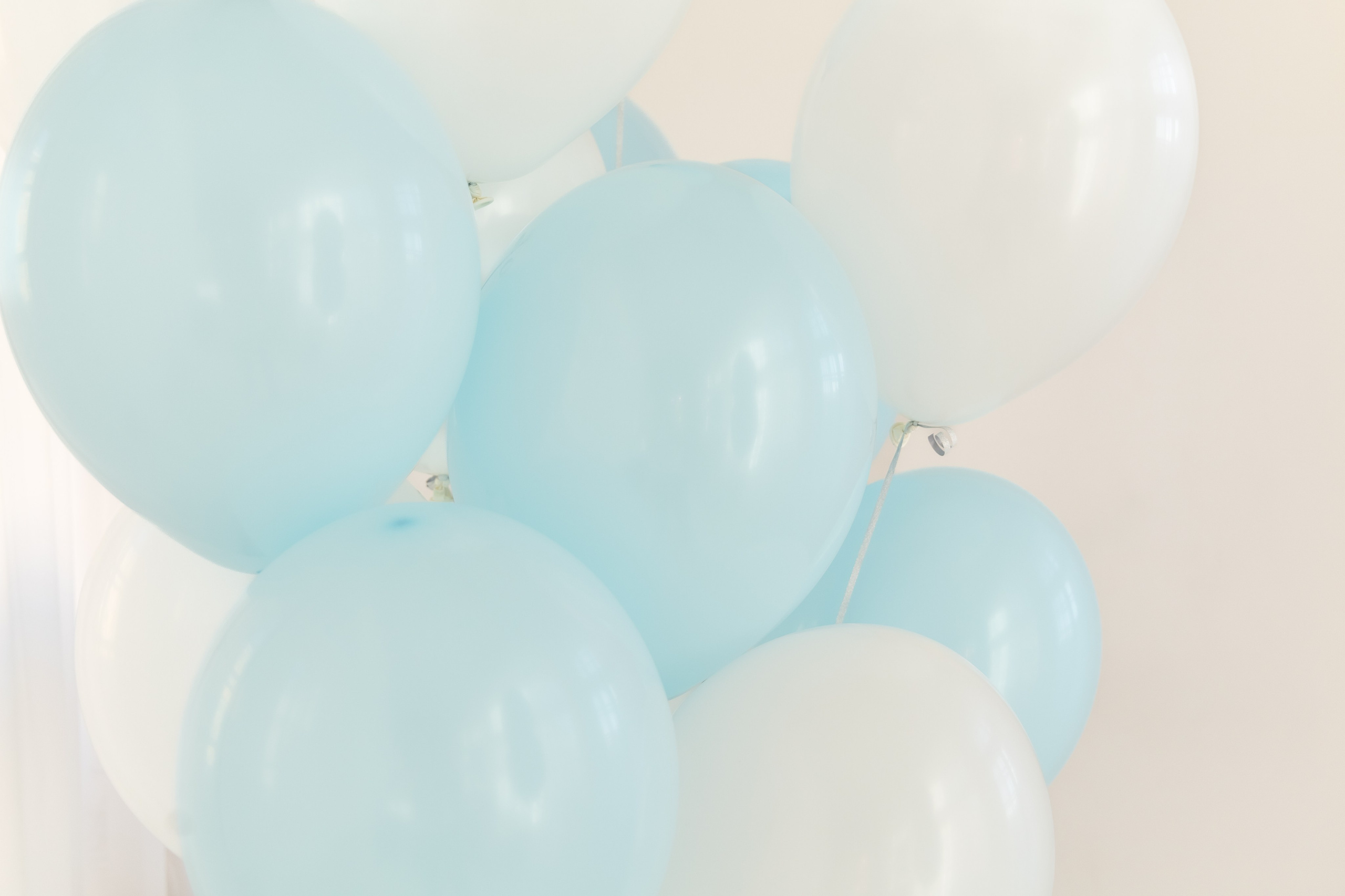 Детские цифры и композиции. Доставка воздушных шаров по Санкт-Петербургу и лен. области