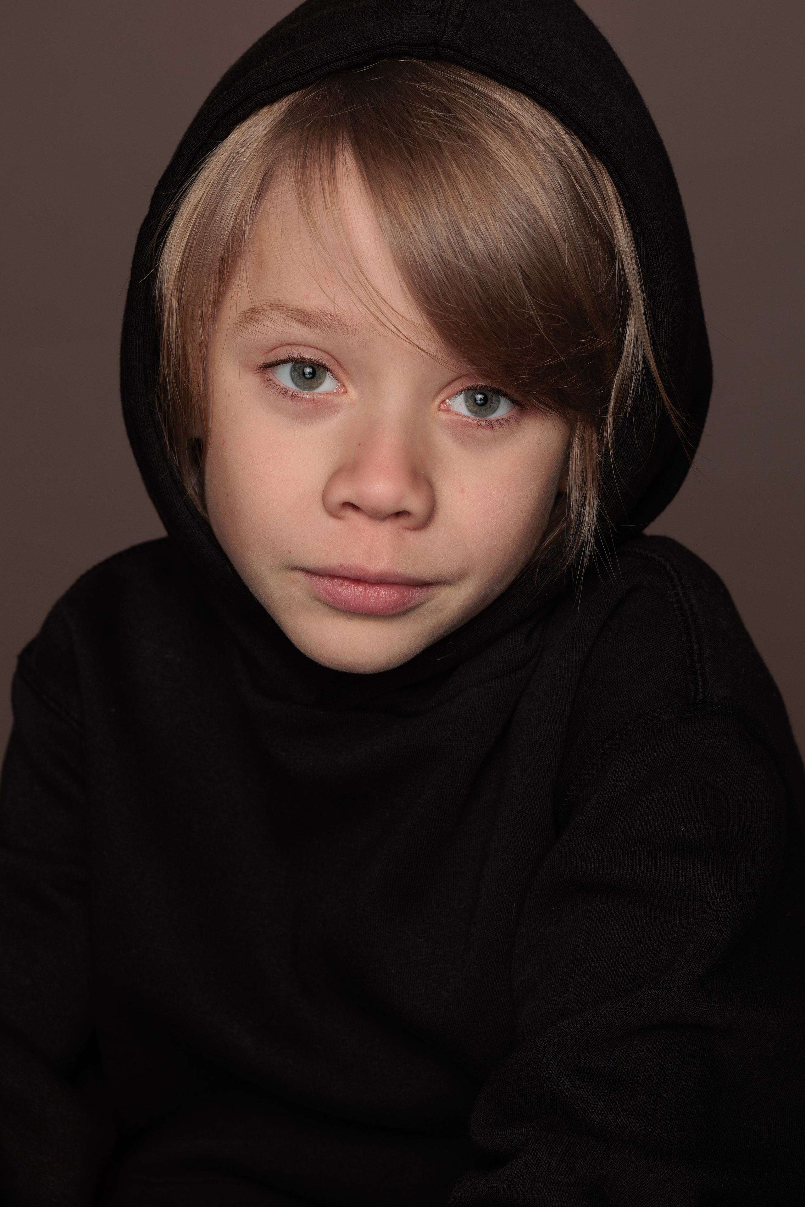 ГЛЕБ. Я фотограф из Москвы к Вашим услугам