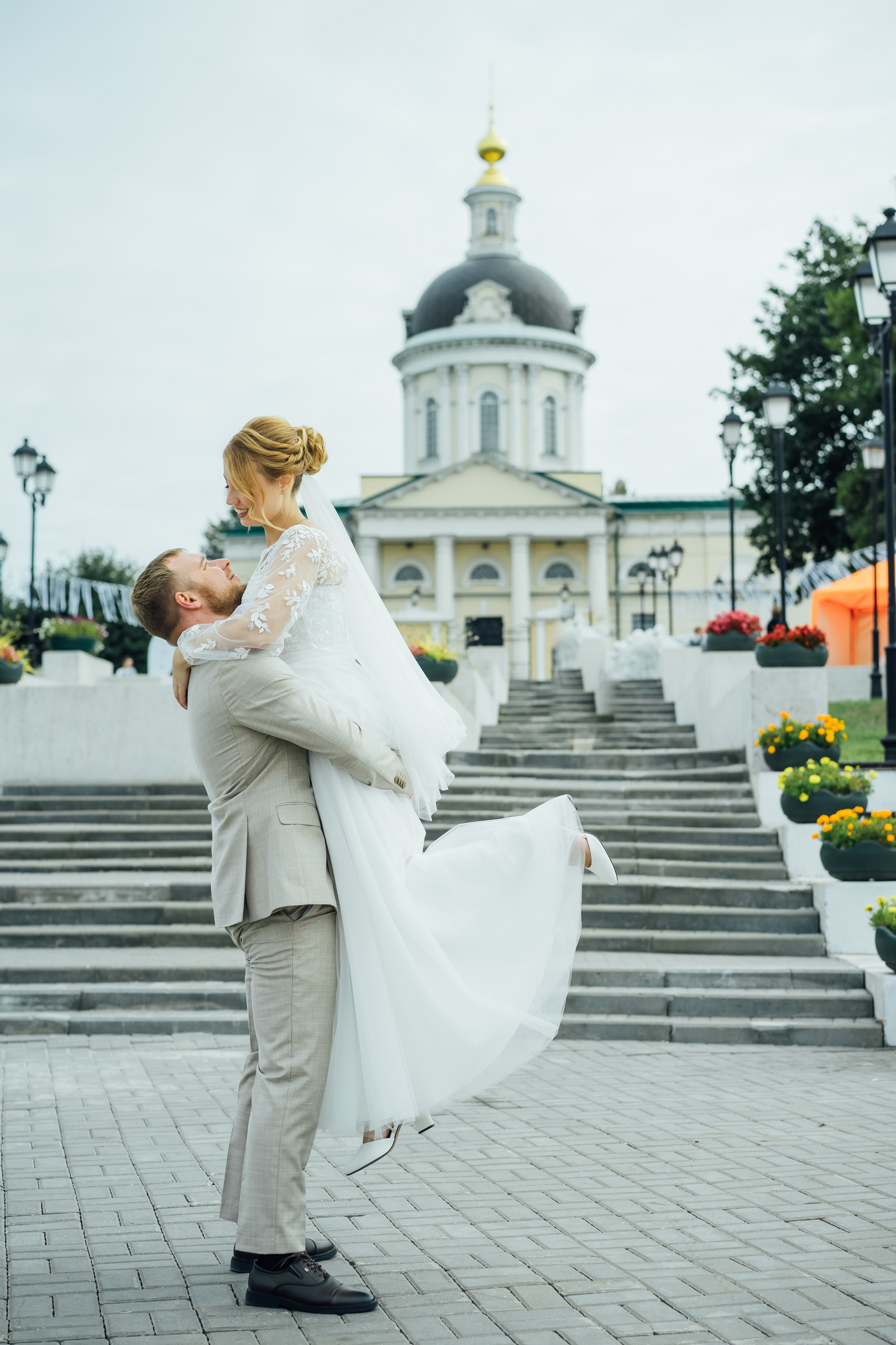 Алексей и Екатерина 06.09.2025 свадебная прогулка. Свадебный фотограф в Коломне, Воскресенске, Егорьевске Владимир Петров