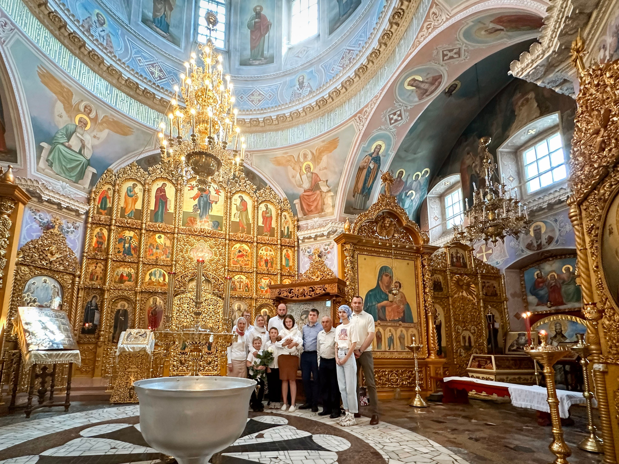 Крещение мл. Фотинии. Семейный фотограф в г. Воскресенск Наталия Молева