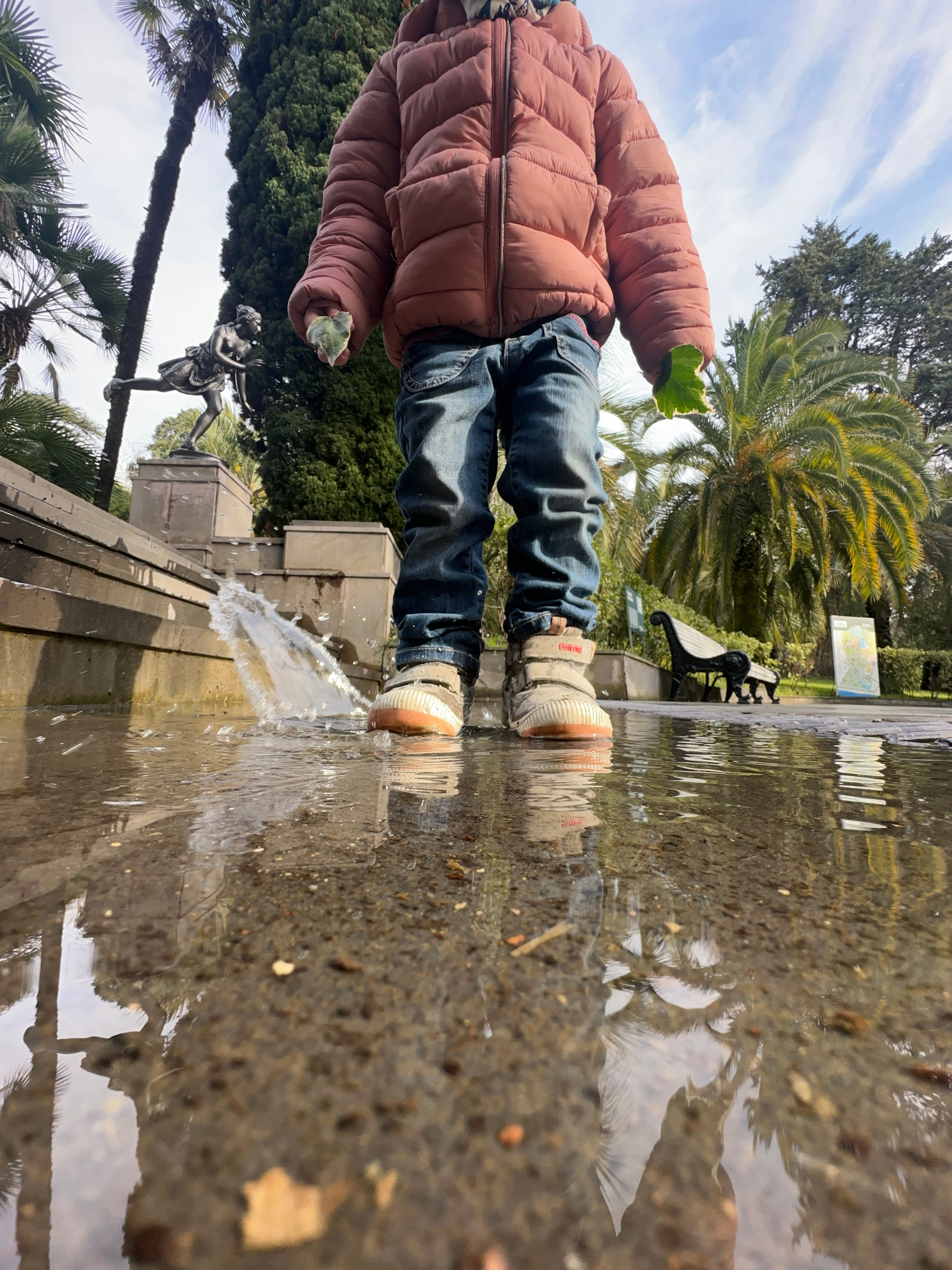 Дети. Смотри, красота!