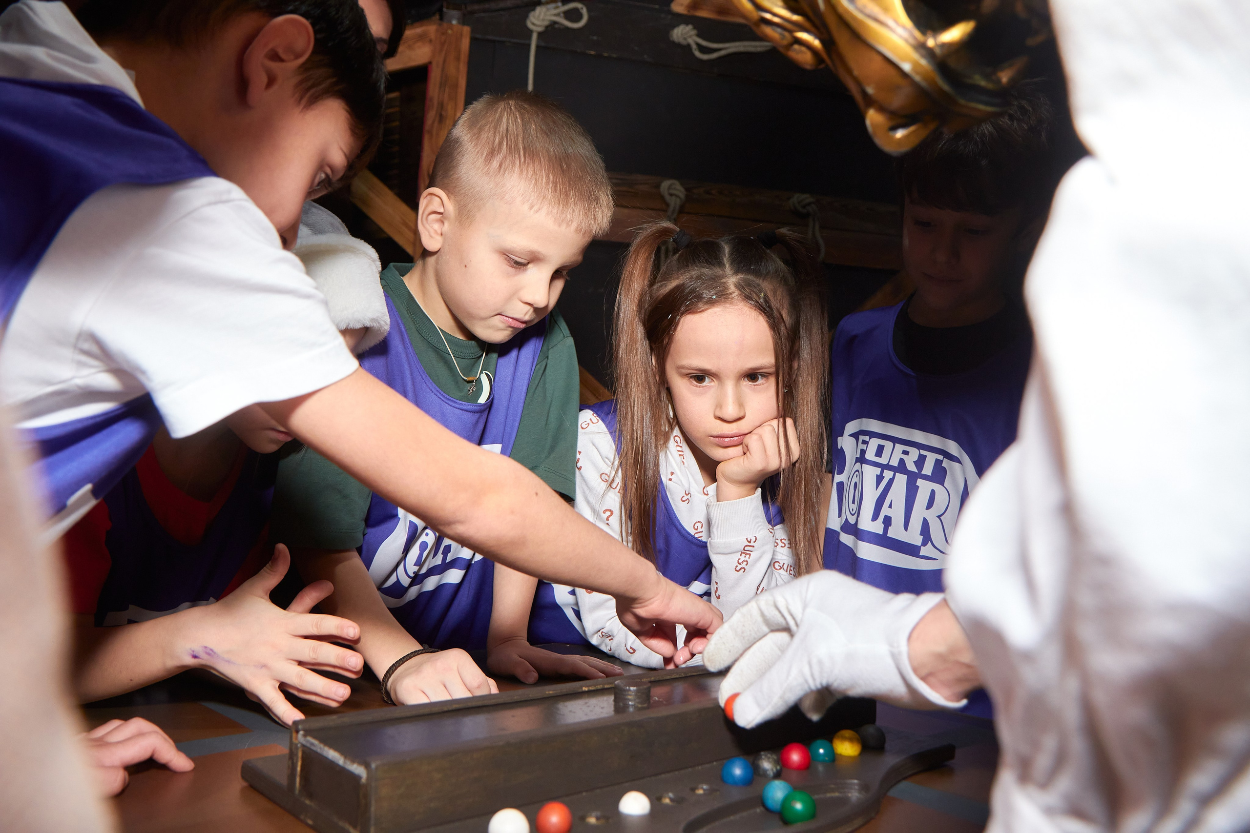 Фотосъёмка квестов и квест-шоу. Предметный и репортажный фотограф Алексей Кротов