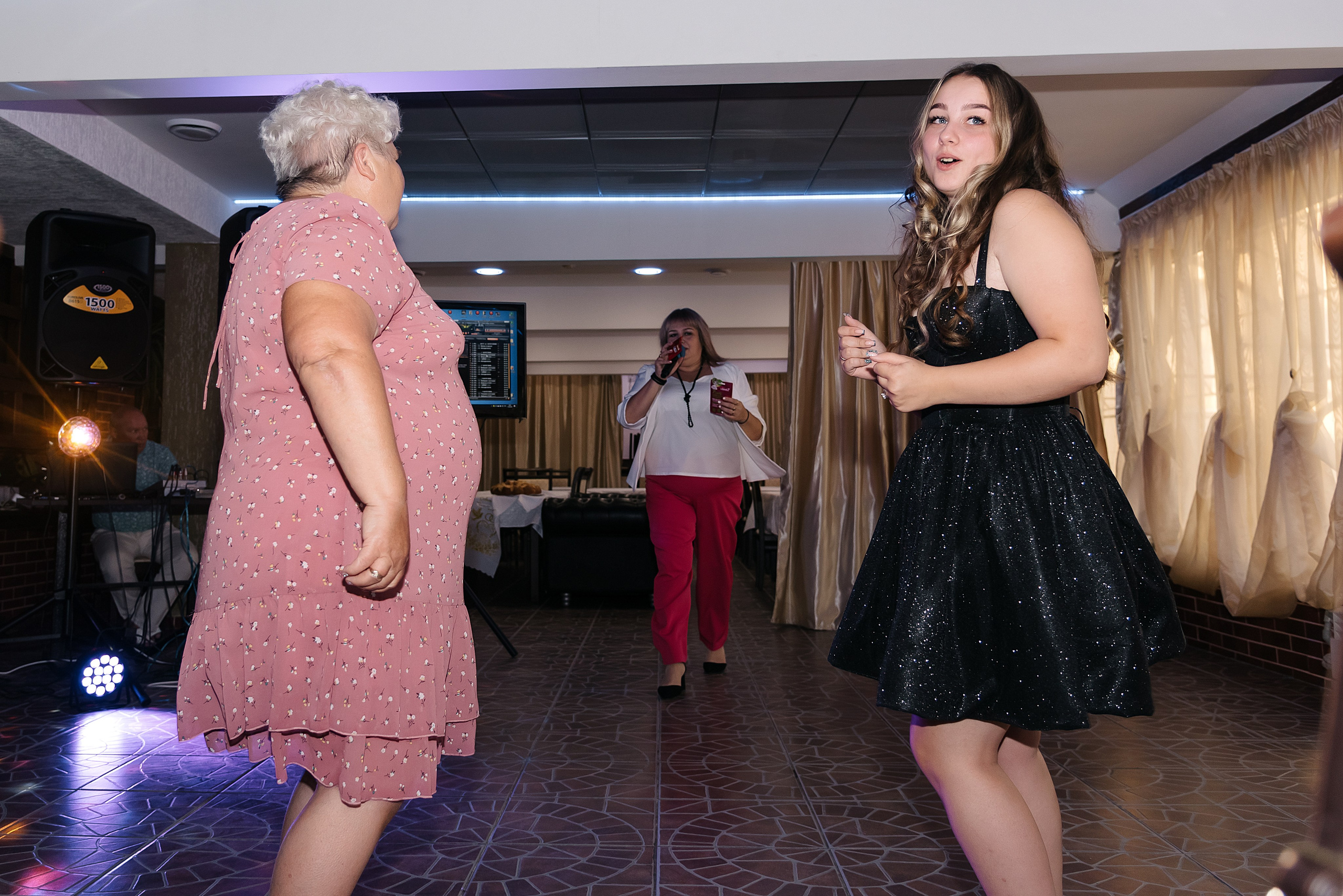 Роман и Карина. Фотограф Волжский Екатерина Егорова