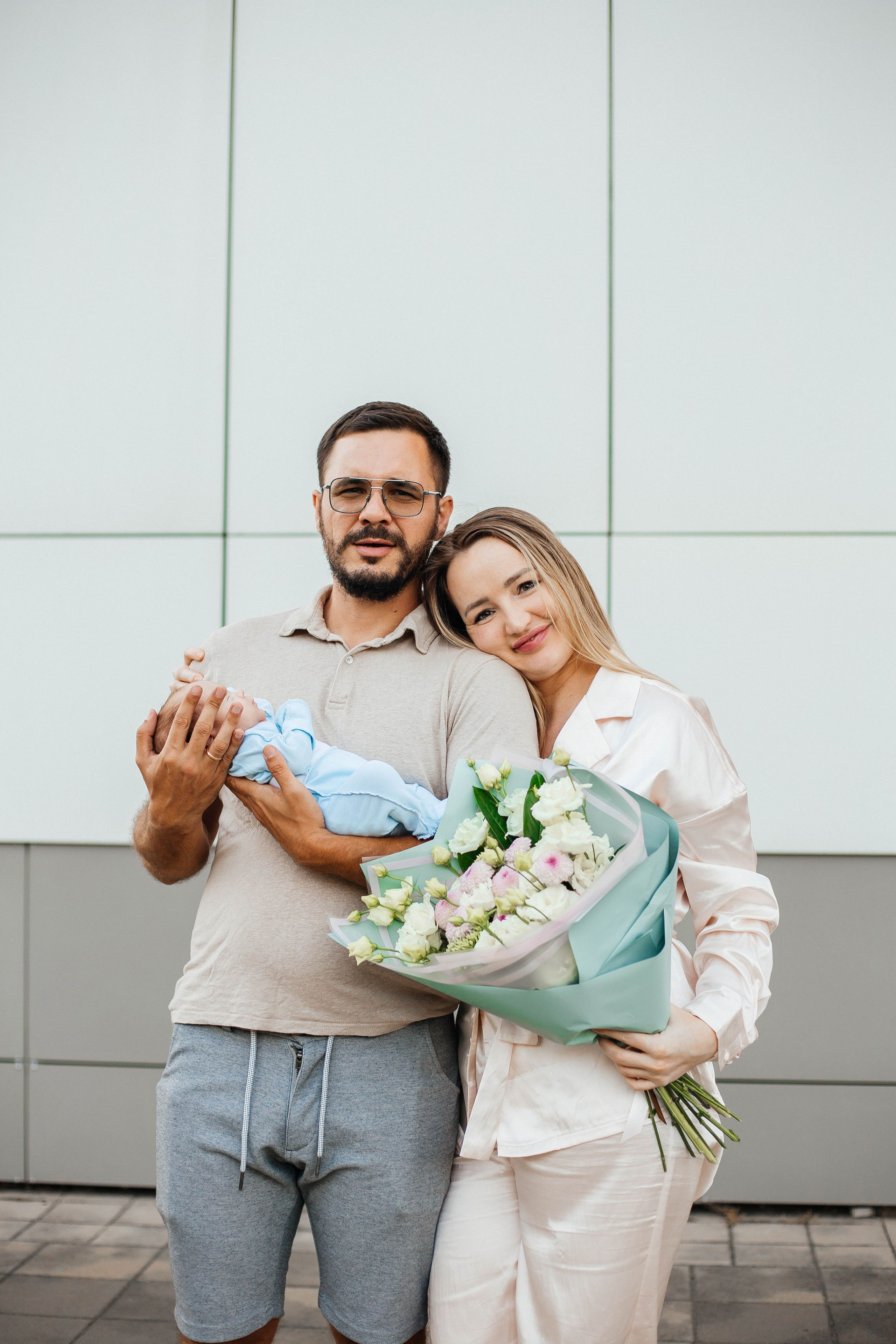 Выписка из роддома. Фотограф Алина Галатова в Краснодаре