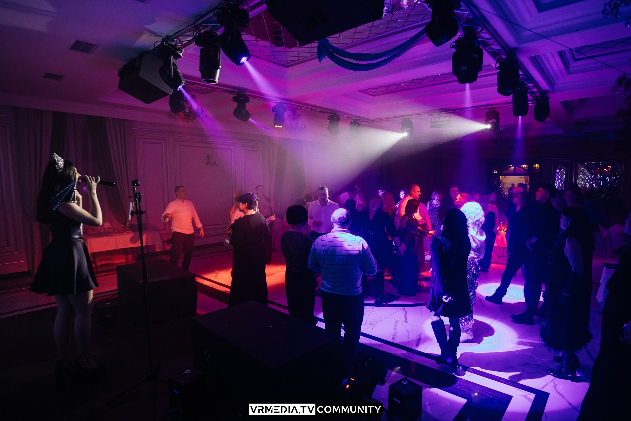 Мюзикл «12 Месяцев» в ресторане «Лазурный берег»