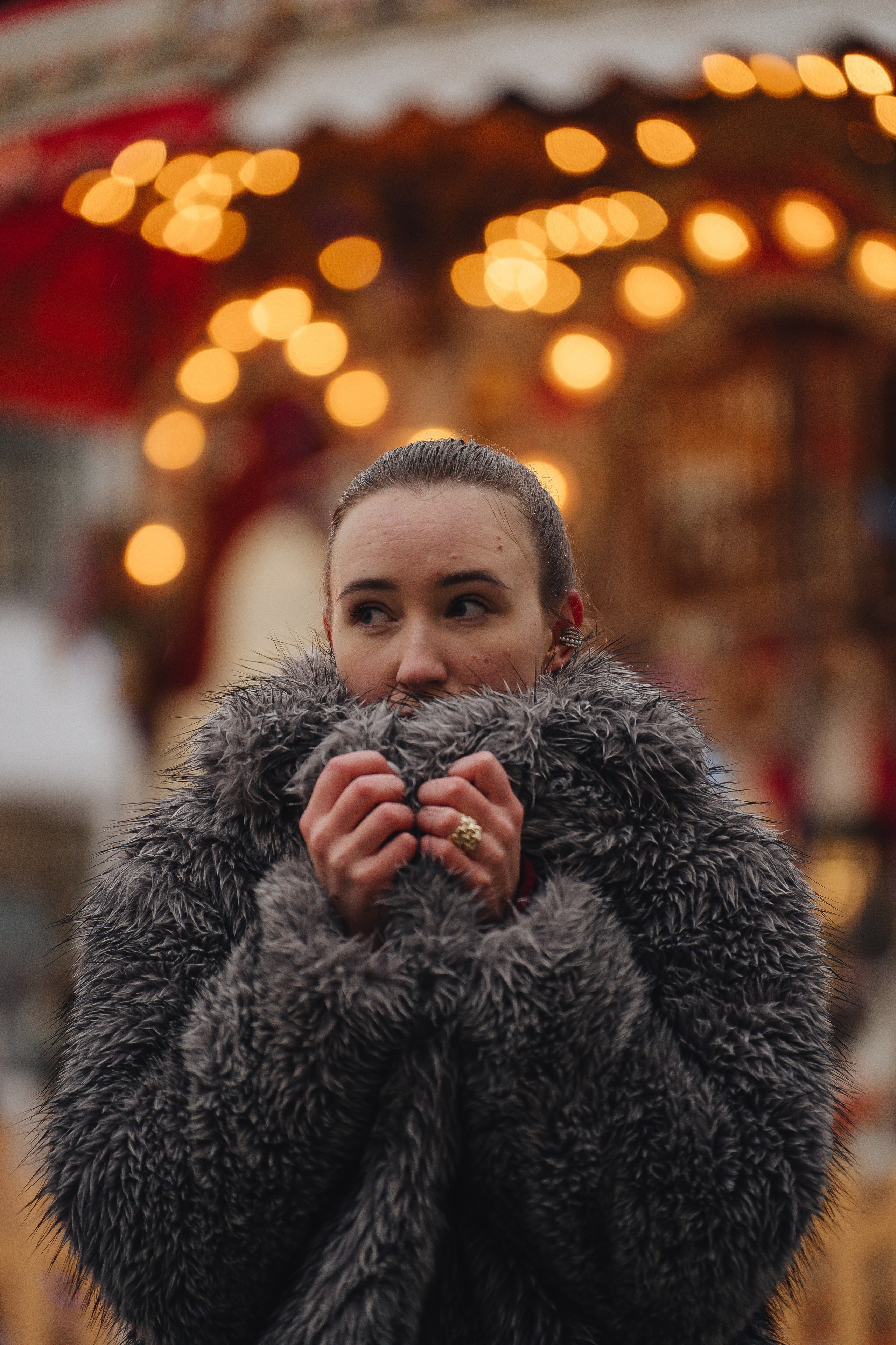 ПРОГУЛКА НА МАНЕЖНОЙ ПЛОЩАДИ ДЛЯ ДЕВУШКИ ПЕРЕД НОВЫМ ГОДОМ (НОВОГОДНЯЯ ФОТОСЕССИИЯ НА МАНЕЖНОЙ ПЛОЩАДИ). Профессиональный фотограф, Санкт-Петербург — Виктория Богомолова