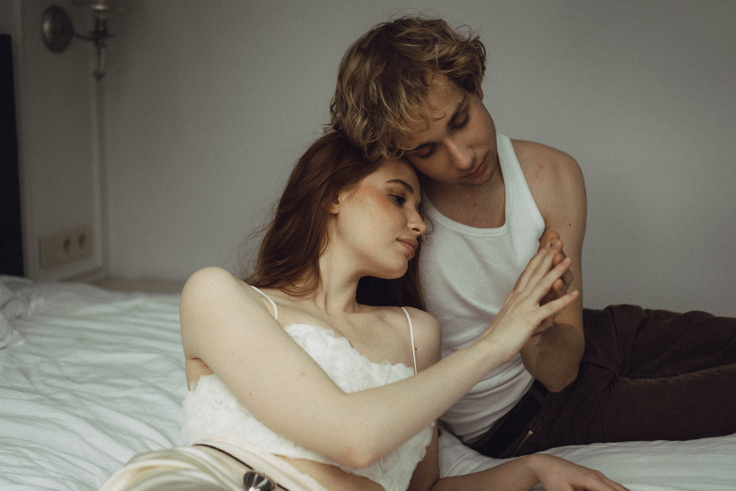 СВАДЕБНАЯ СЬЕМКА В ОТЕЛЕ. СБОРЫ ЖЕНИХА И НЕВЕСТЫ И ТАКЖЕ ТОР И ПОДГОТОВКА К ПРОГУЛКЕ. Профессиональный фотограф, Санкт-Петербург — Виктория Богомолова