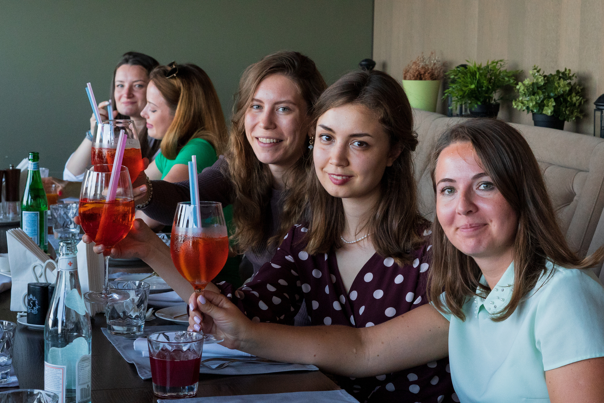 Корпоратив Teach Me Art. Портретный фотограф в Москве и Санкт-Петербурге Арина Чех