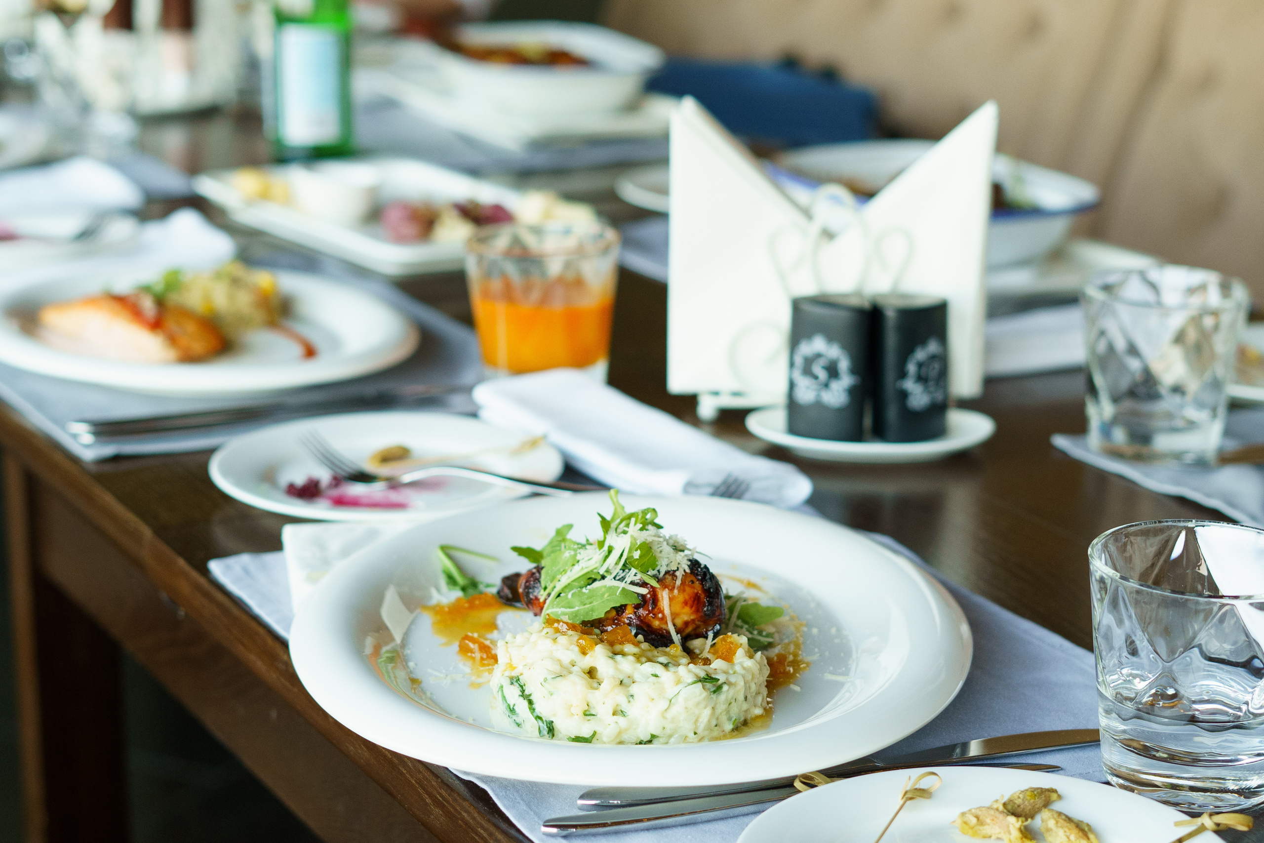 Корпоратив Teach Me Art. Портретный фотограф в Москве и Санкт-Петербурге Арина Чех