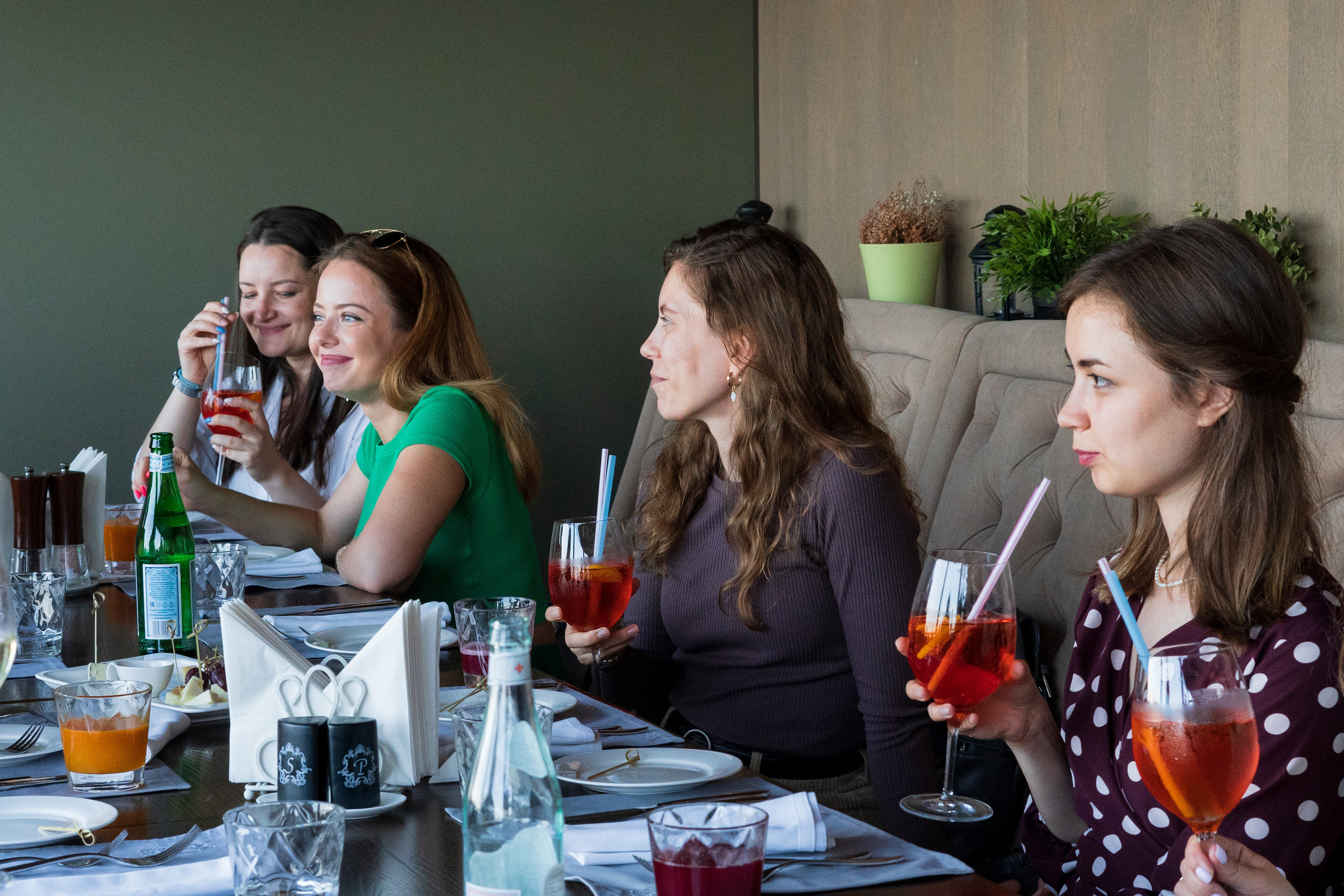 Корпоратив Teach Me Art. Портретный фотограф в Москве и Санкт-Петербурге Арина Чех