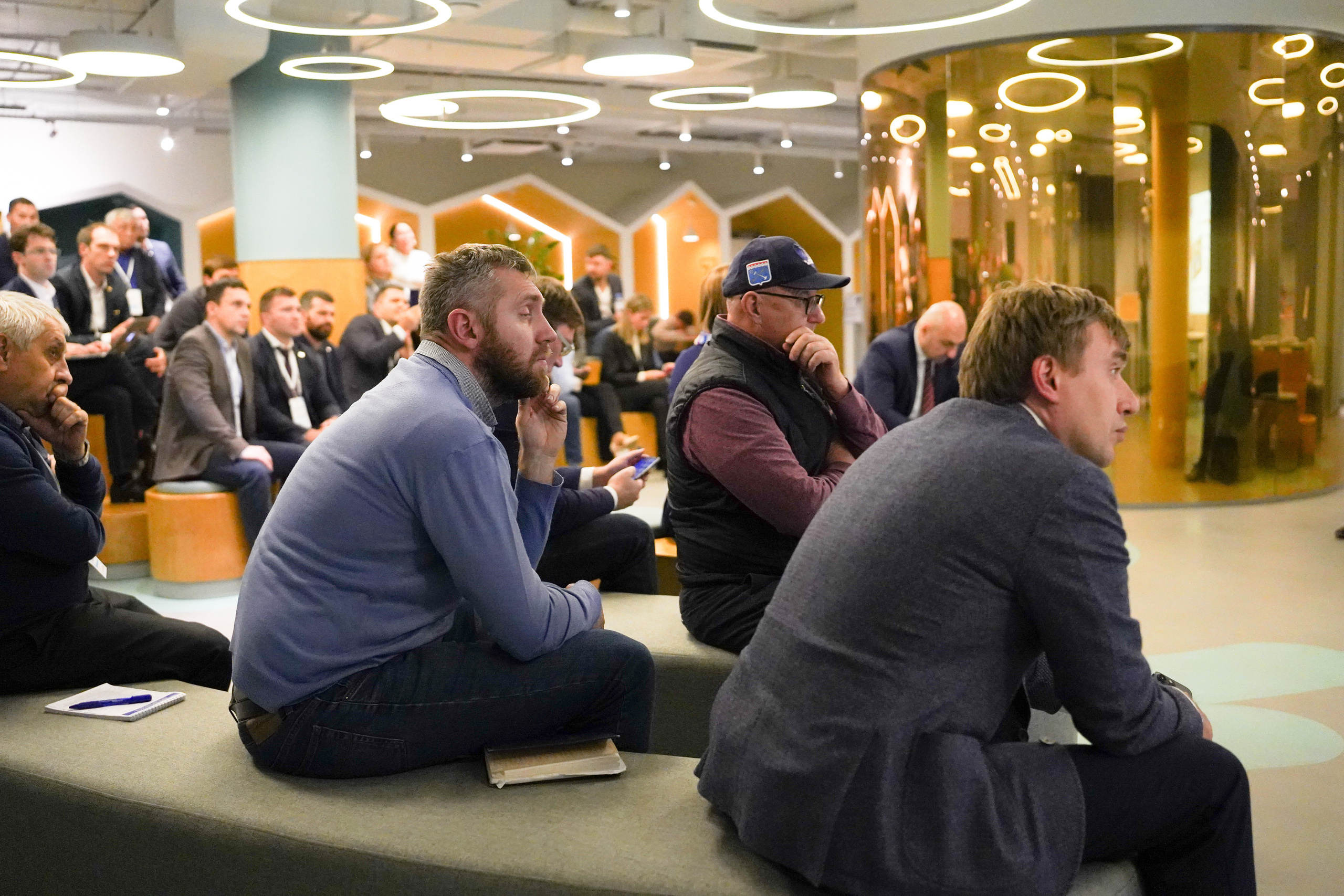 Всероссийский форум «Актуальные проблемы российского спорта». Портретный фотограф в Москве и Санкт-Петербурге Арина Чех