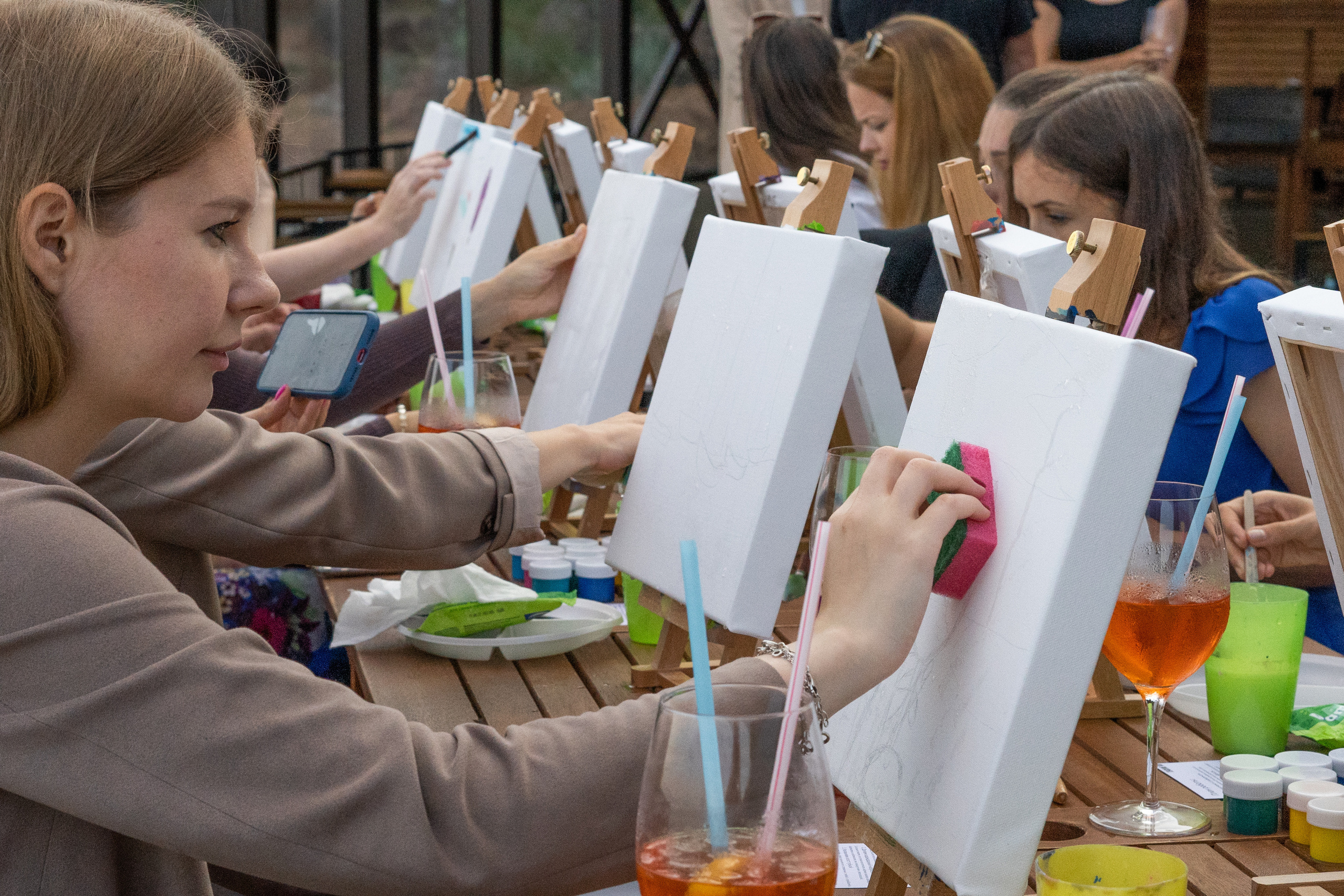 Корпоратив Teach Me Art. Портретный фотограф в Москве и Санкт-Петербурге Арина Чех