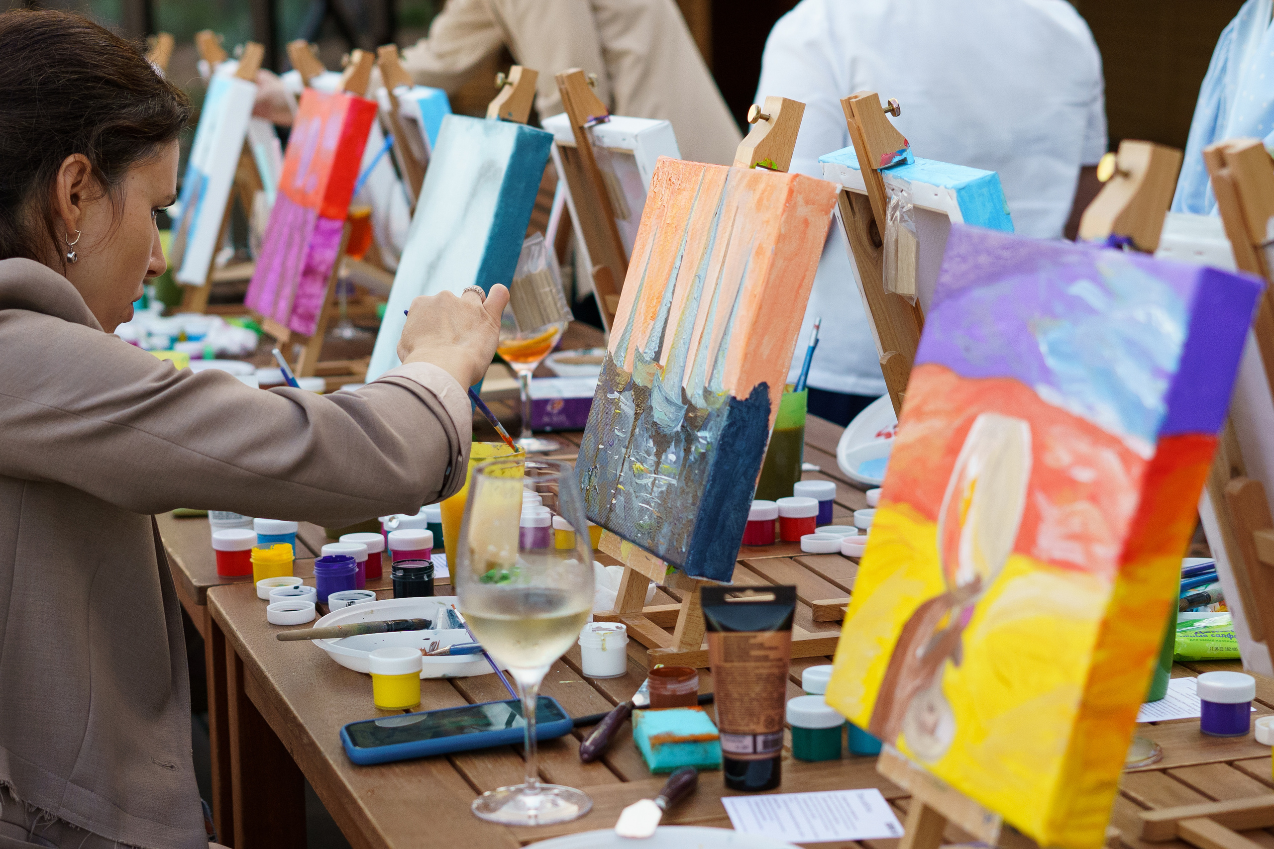 Корпоратив Teach Me Art. Портретный фотограф в Москве и Санкт-Петербурге Арина Чех