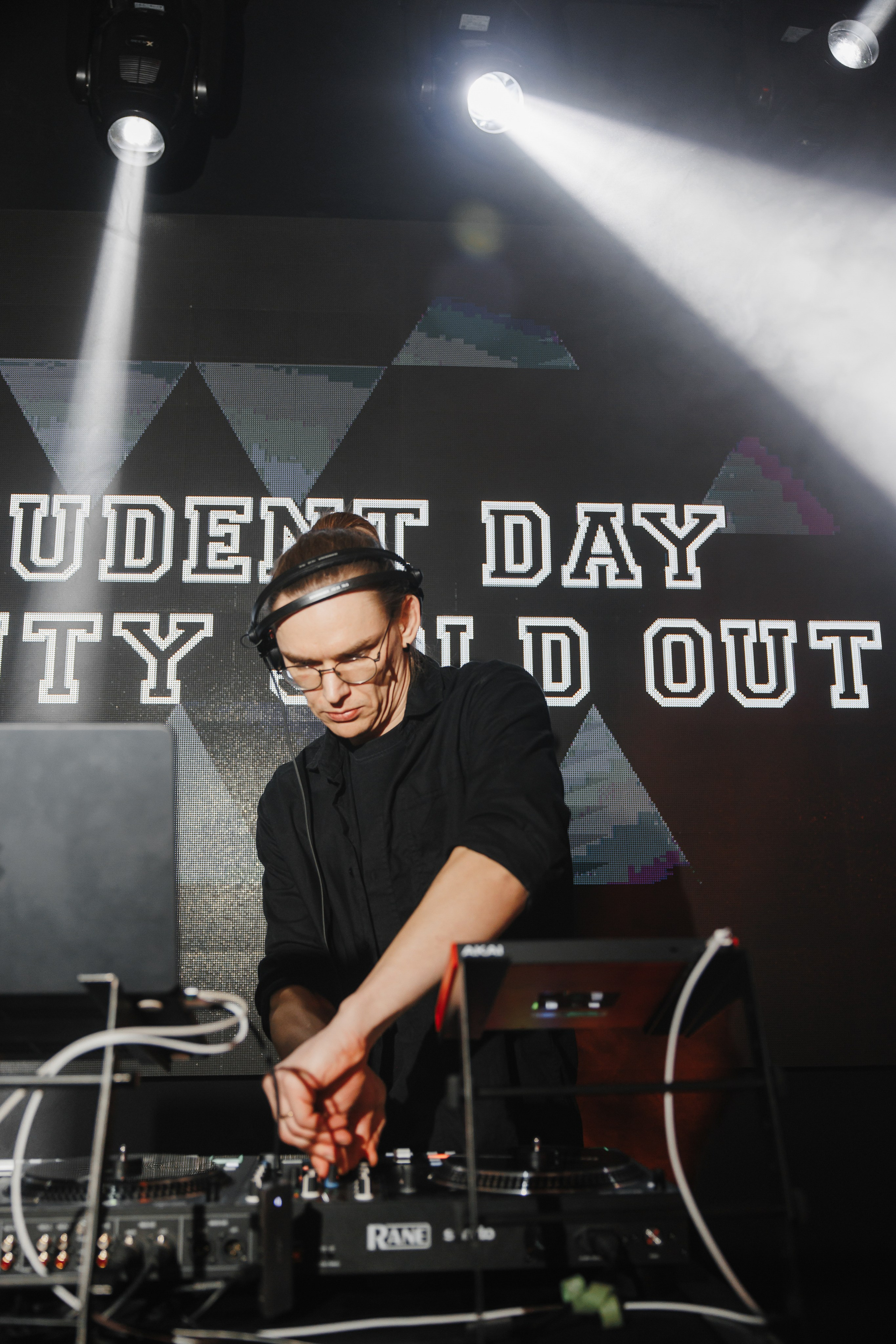 Beauty Sold Out Student Day. Wedding and Reportage photographer Marmarov Christya