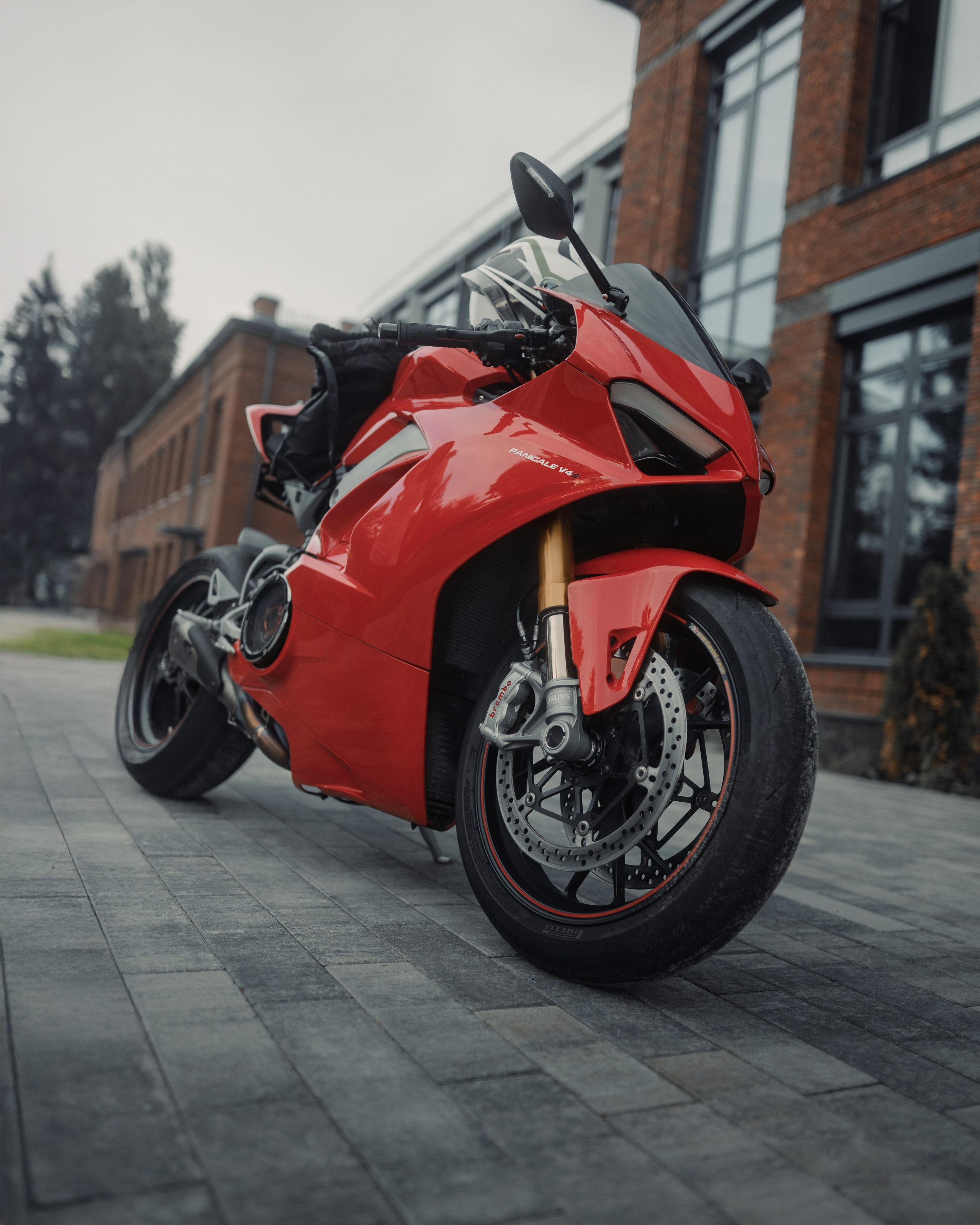 Photoshoot of Ducati Panigale V4S in Kazan — Anton Avanzato