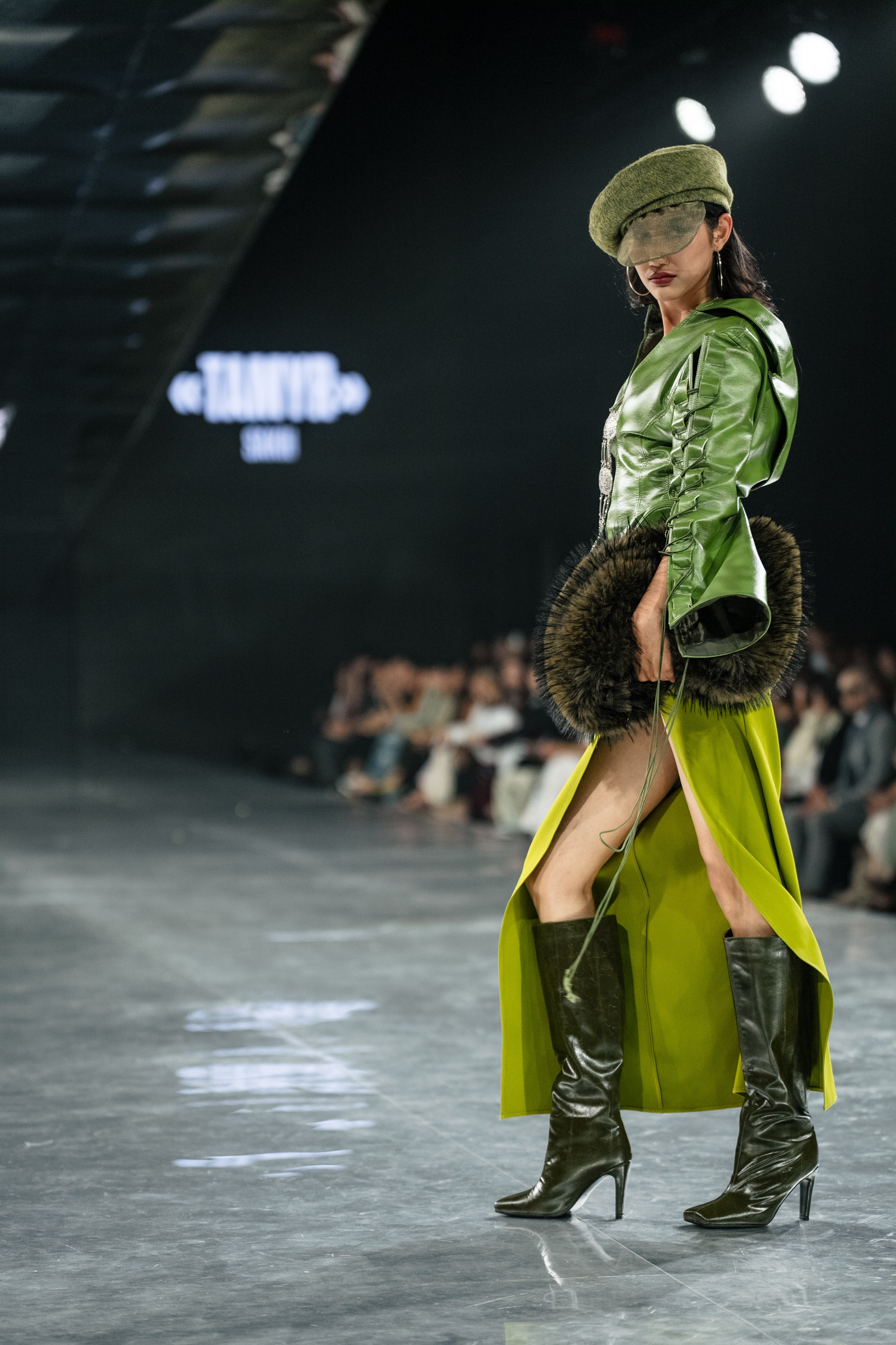 Visa Fashion Week SAKH. Сайт Алматинского НЮ АРТ, будуар и фэшн фотографа Дениса Карпенко