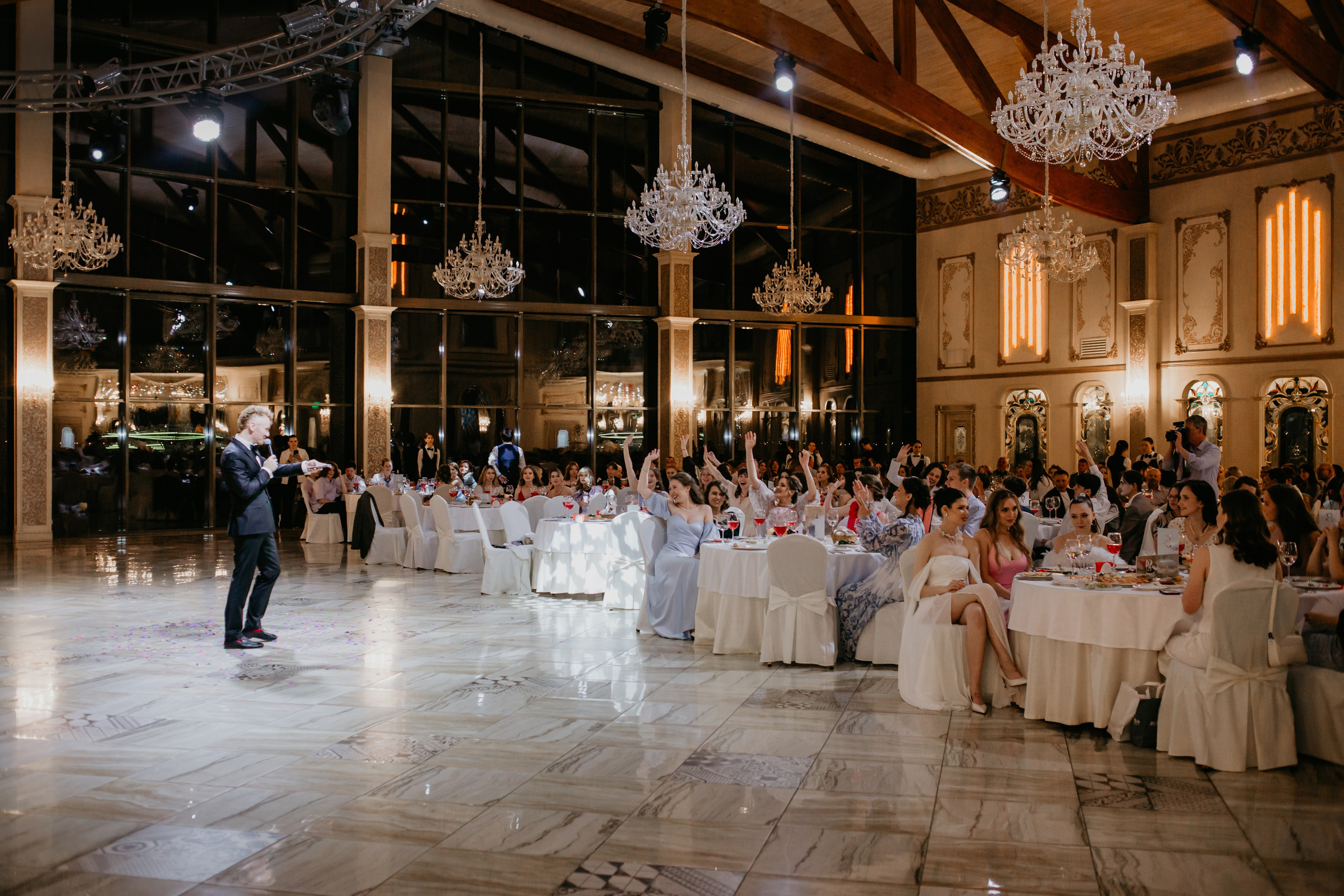 Выпускной. 11 лицей. Фотограф в Челябинске Ополихина Анна