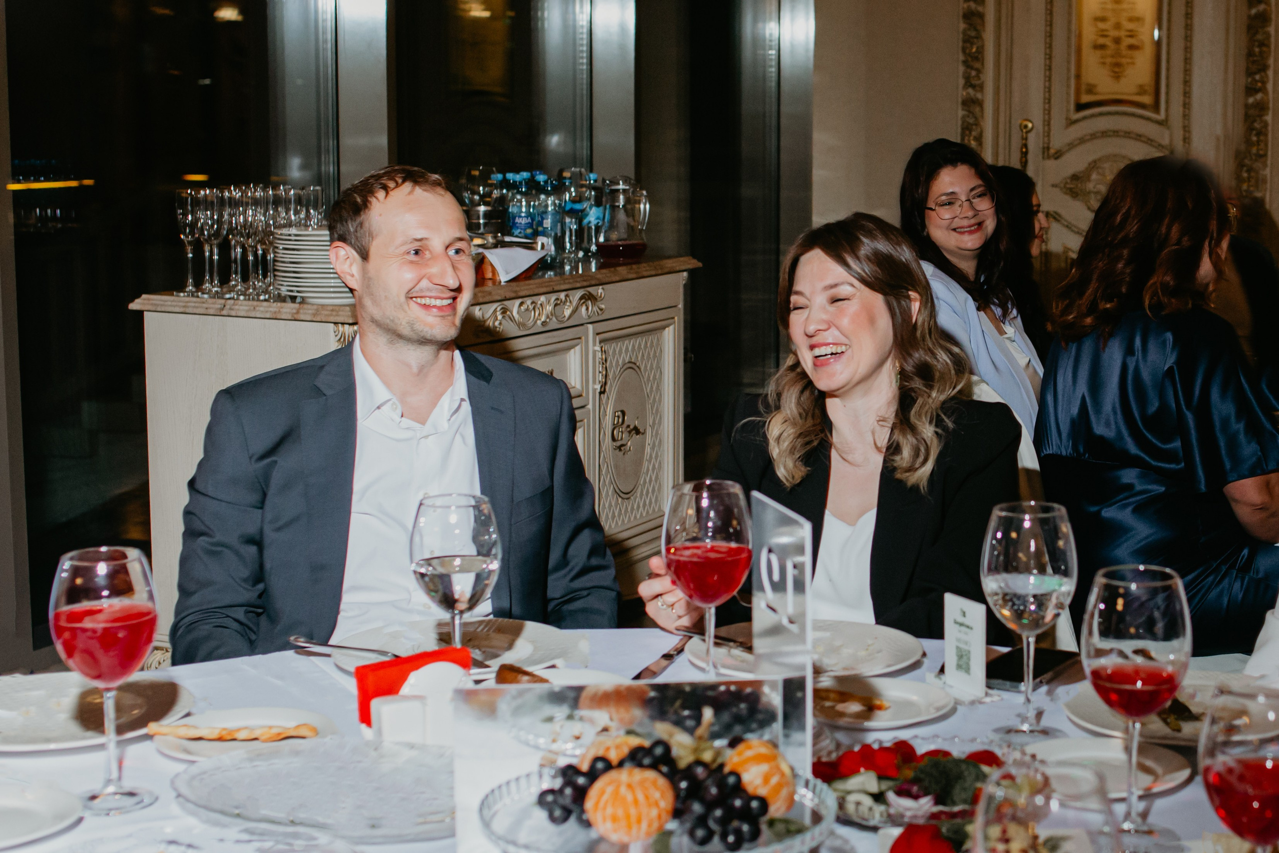 Выпускной. 11 лицей. Фотограф в Челябинске Ополихина Анна