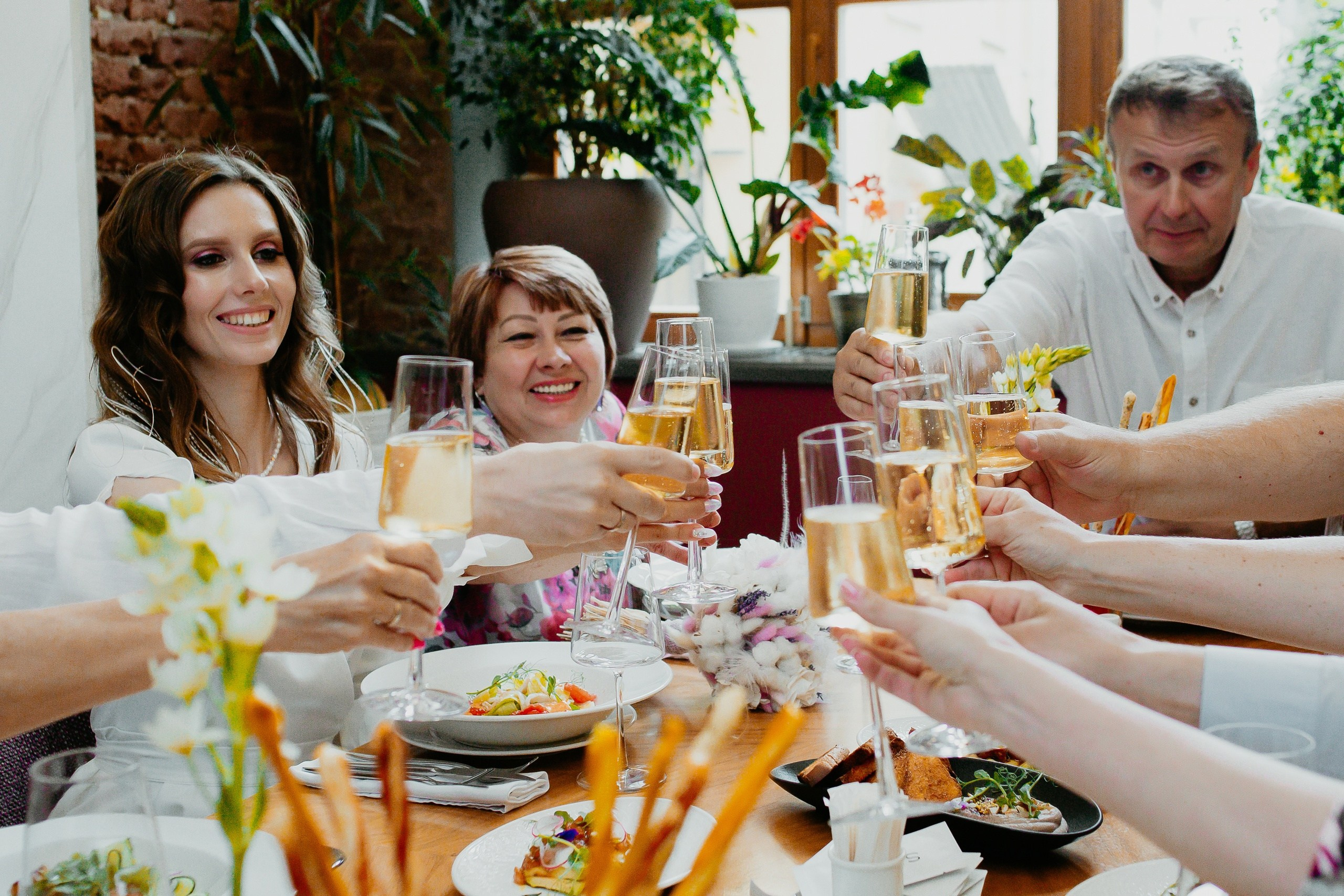 Свадьба Евгения и Илья. Загс. Банкет. Фотограф в Челябинске Ополихина Анна