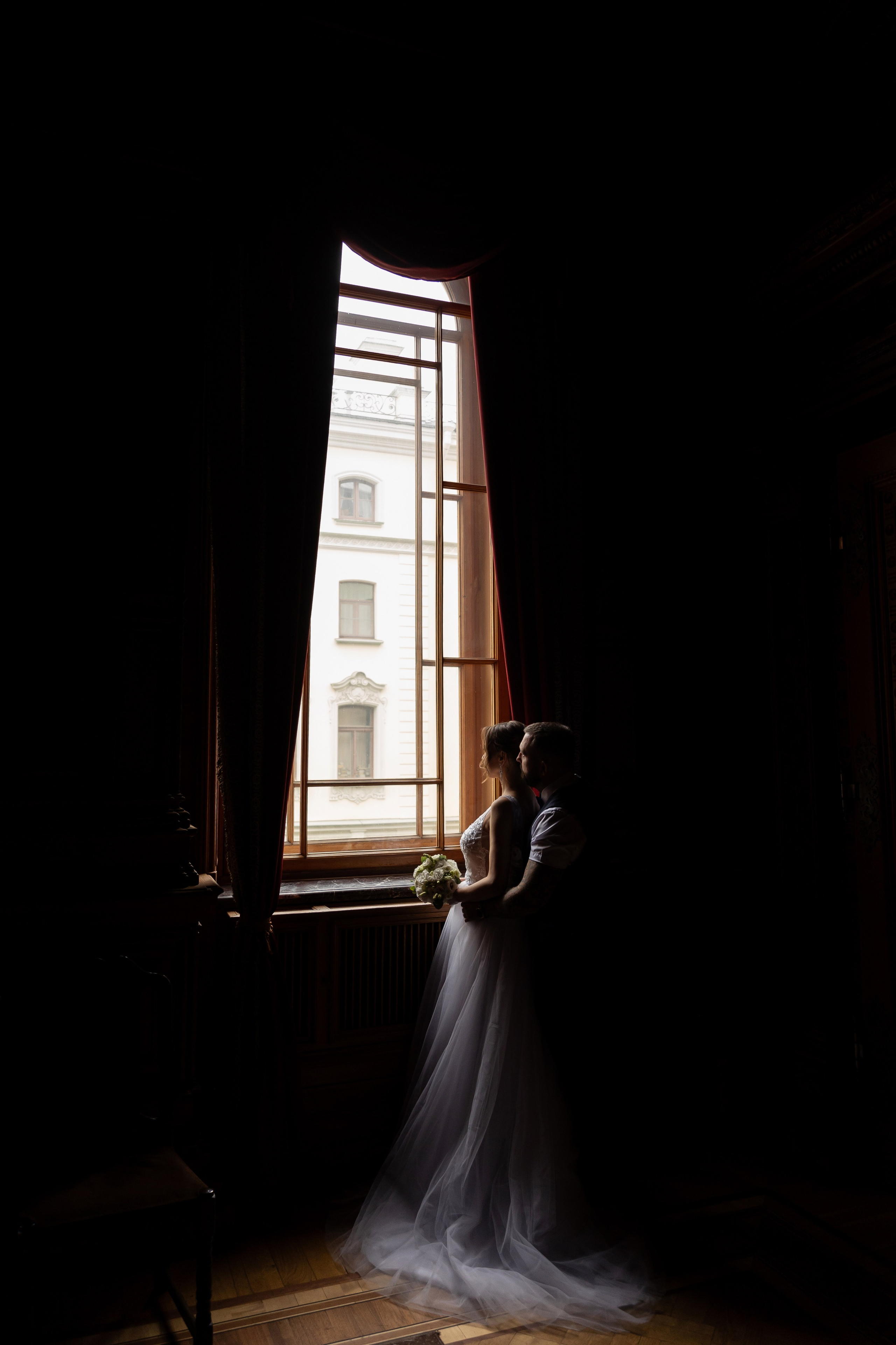 Свадебная фотосессия в Особняке Половцова. Семейный и свадебный фотограф в Санкт-Петербурге Татьяна Швыкова