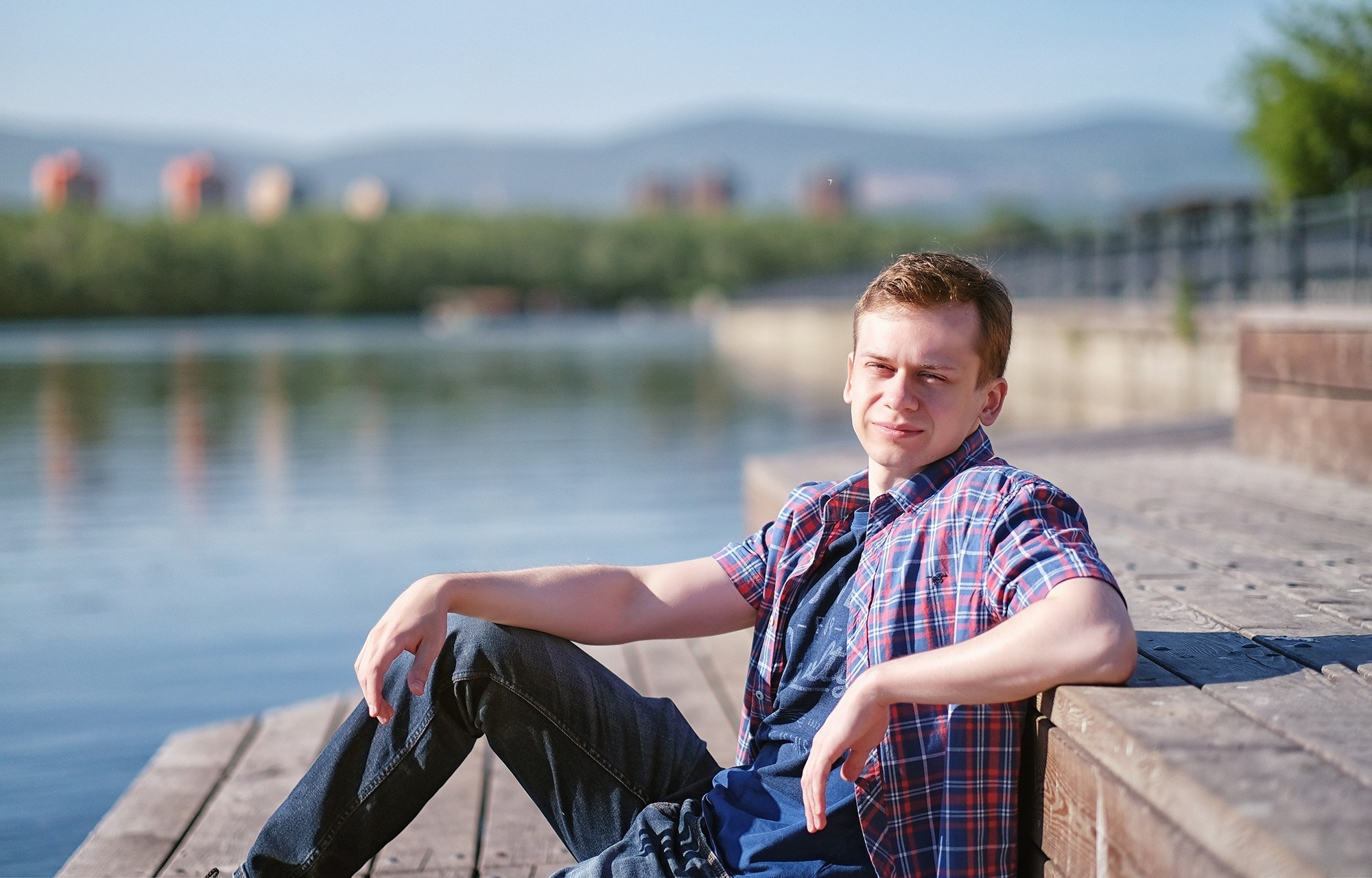 Мужская фотосессия для сайта знакомств социальных сетей фотограф Красноярск цена заказать фотосъёмку