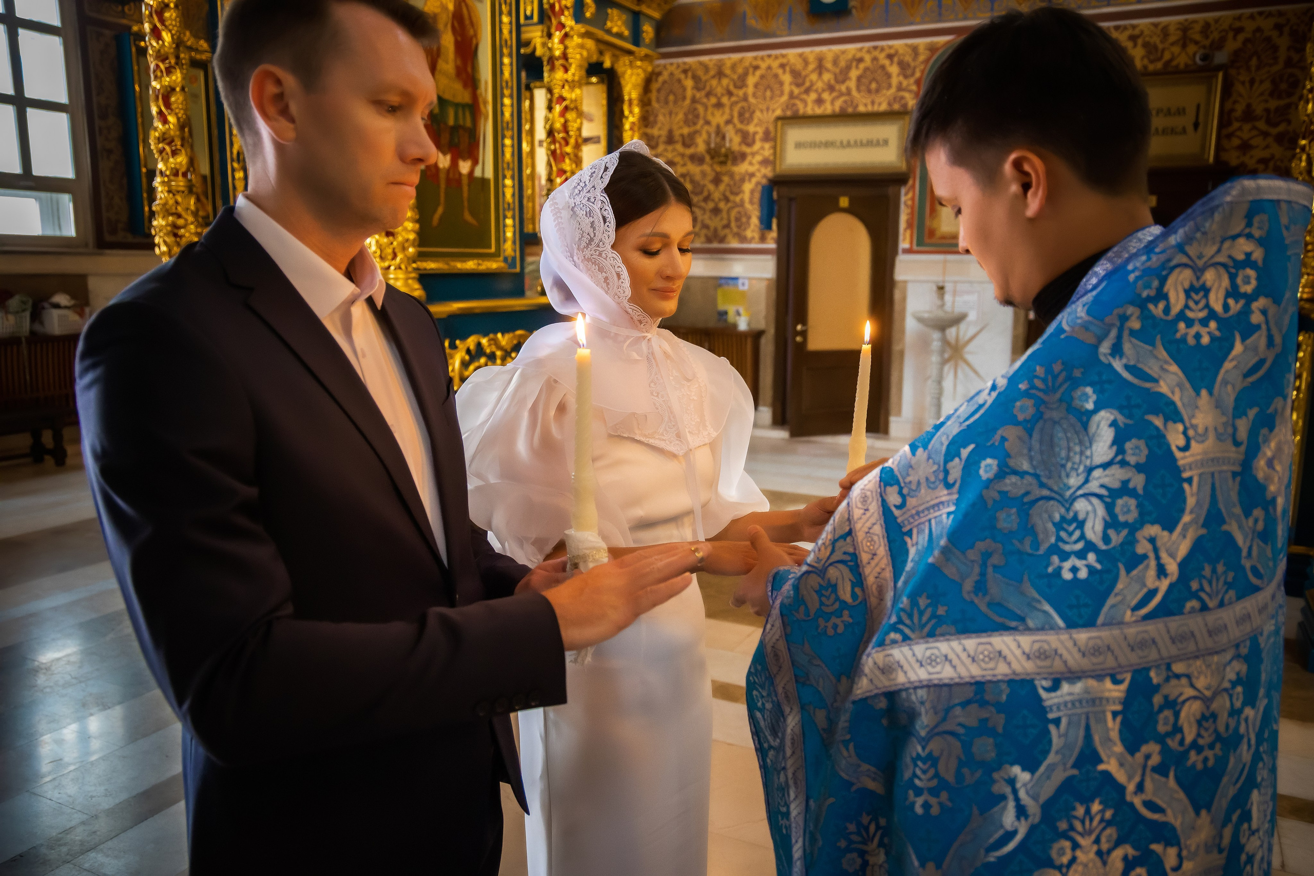 В Храме. Семейный и Свадебный фотограф в Астане Александр Астапов