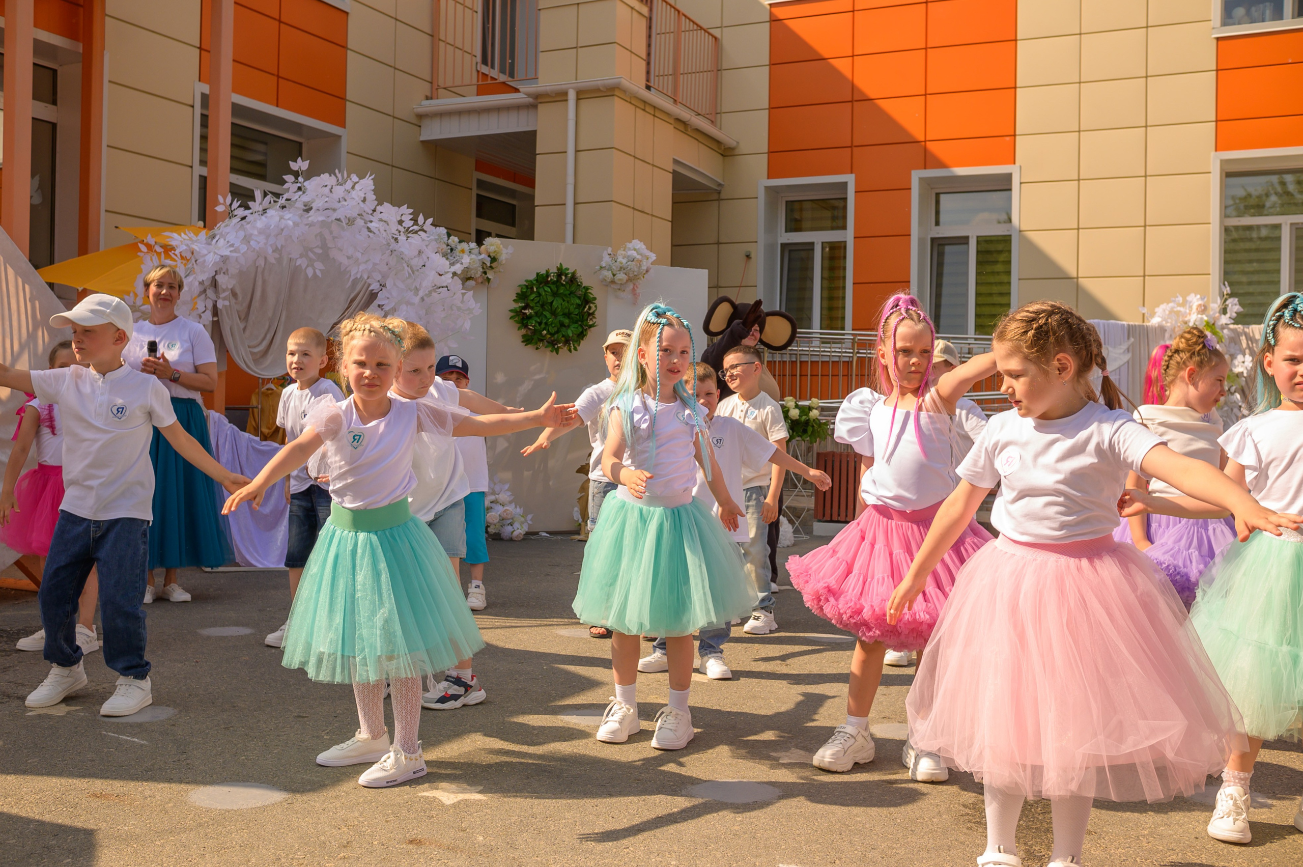 Репортаж выпускного группа «Фантазёры» 3 садик. Фотограф новорожденных, семейный детский в Тюмени Татьяна Морозова