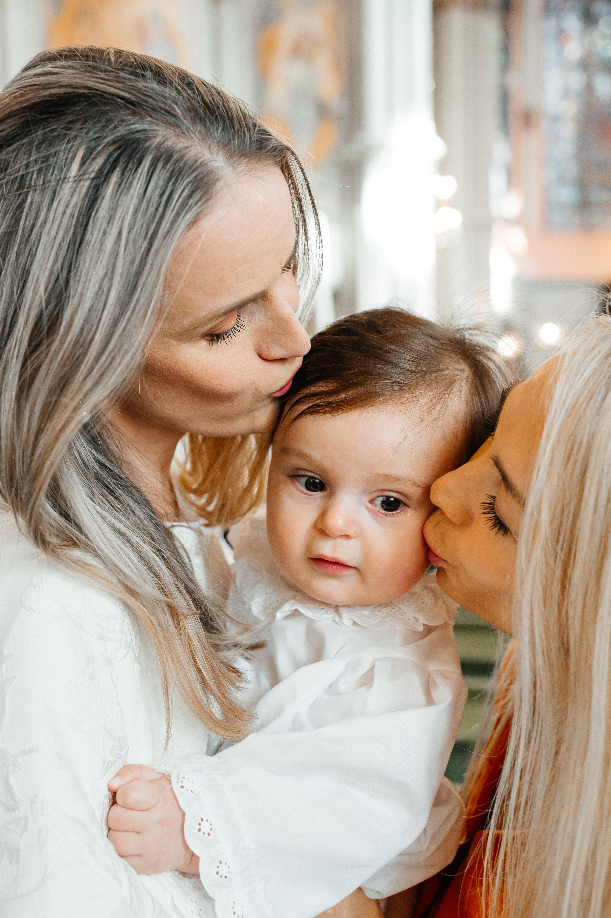 Dopfotografering i Oscar Fredriks kyrka | Fotograf i Göteborg. Bröllops- och familjefotograf i Halmstad | Valentina