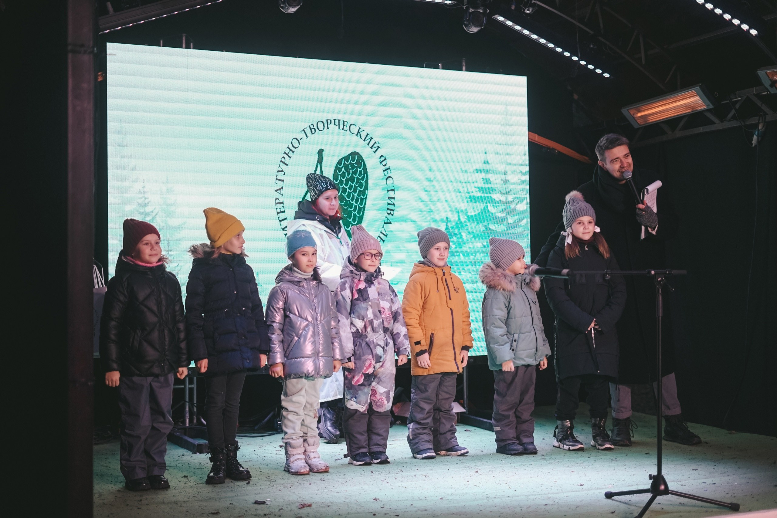 10 сосновых шишек. Kirillova Studio — мастерская декора и событий Юли Кирилловой