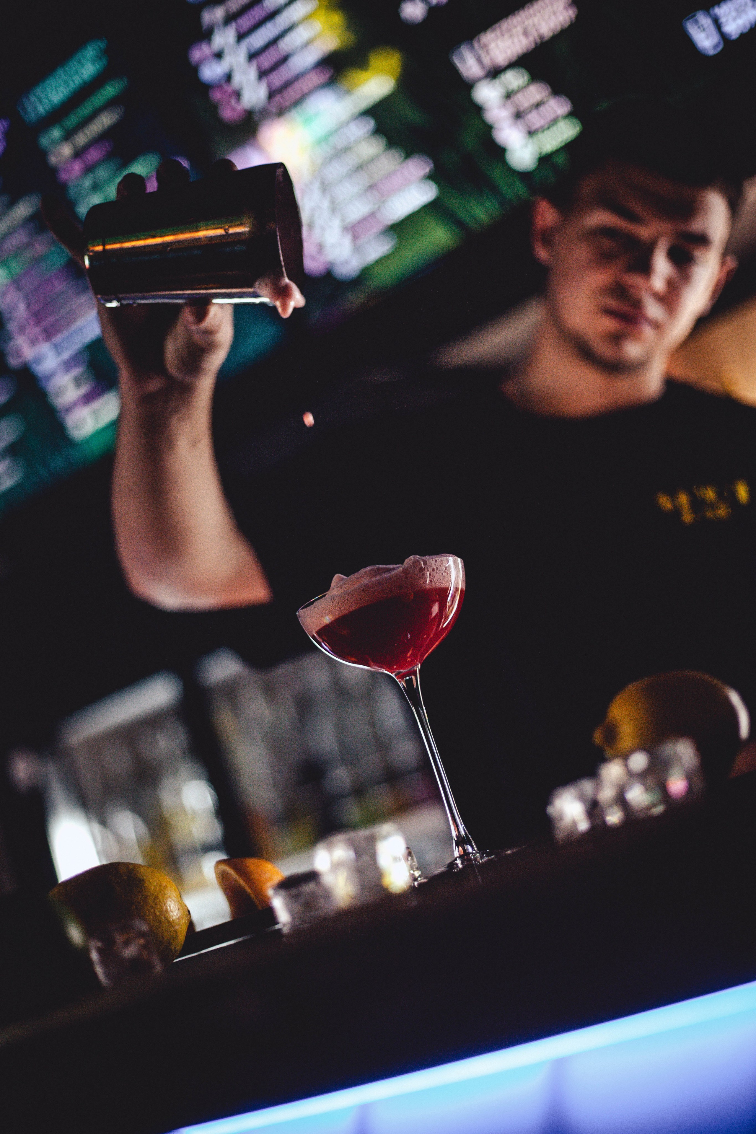 Шот Бар. Уличный фотограф Города N