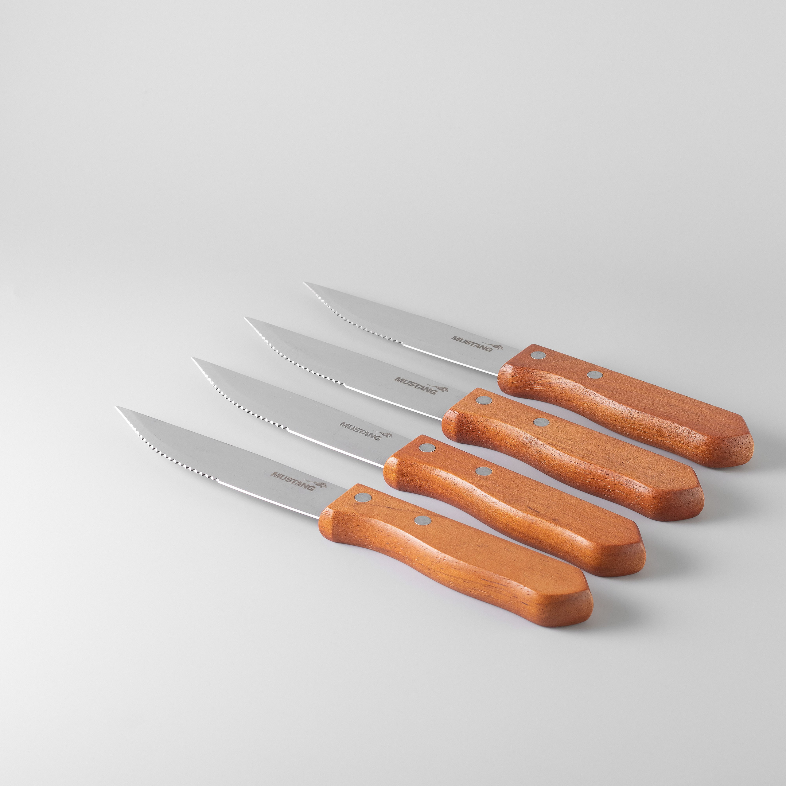 Столовые приборы. Предметный фотограф Северова Екатерина | Профессиональная предметная съёмка фото и видео в Санкт-Петербурге