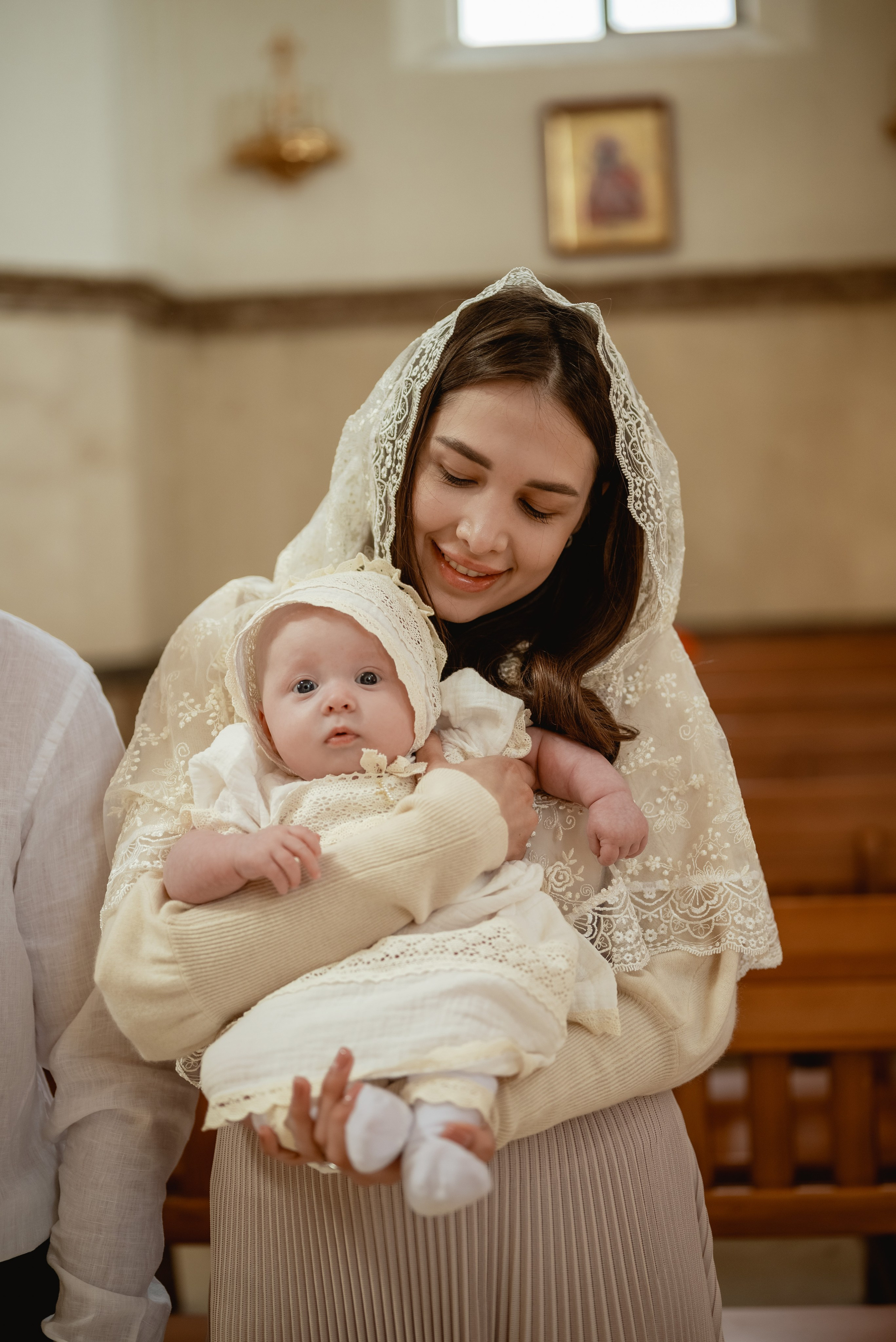 Крещение в храме Петра и Февронии. Юлия Басня семейный и свадебный фотограф в Донецке