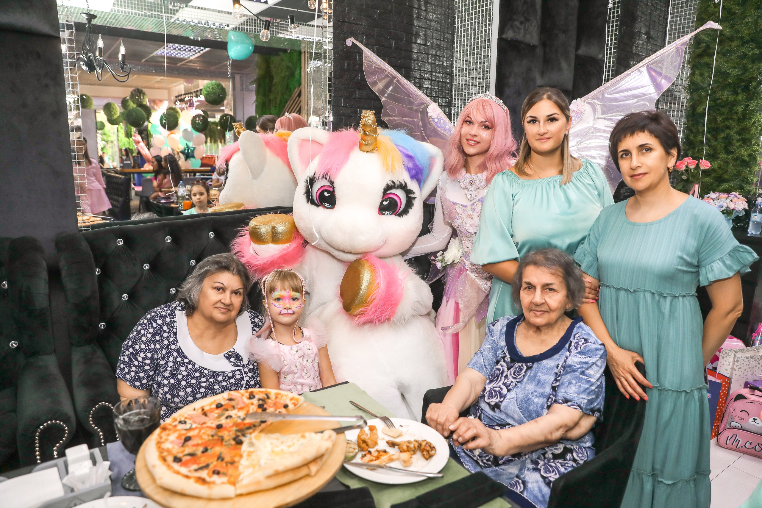 ДЕТСКИЕ МЕРОПРИЯТИЯ. Photographer Viktoriya Markushina «My world throug»