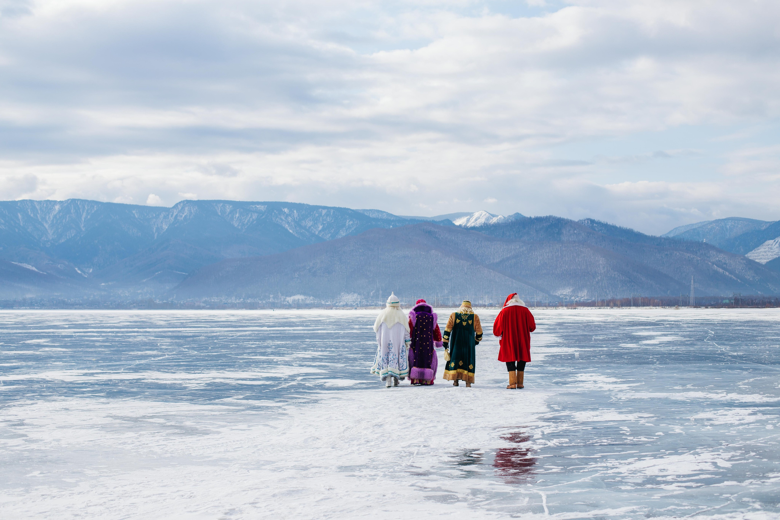 Ледяная сказка Байкала. Фотограф Наталья Кургина Слюдянка Иркутск
