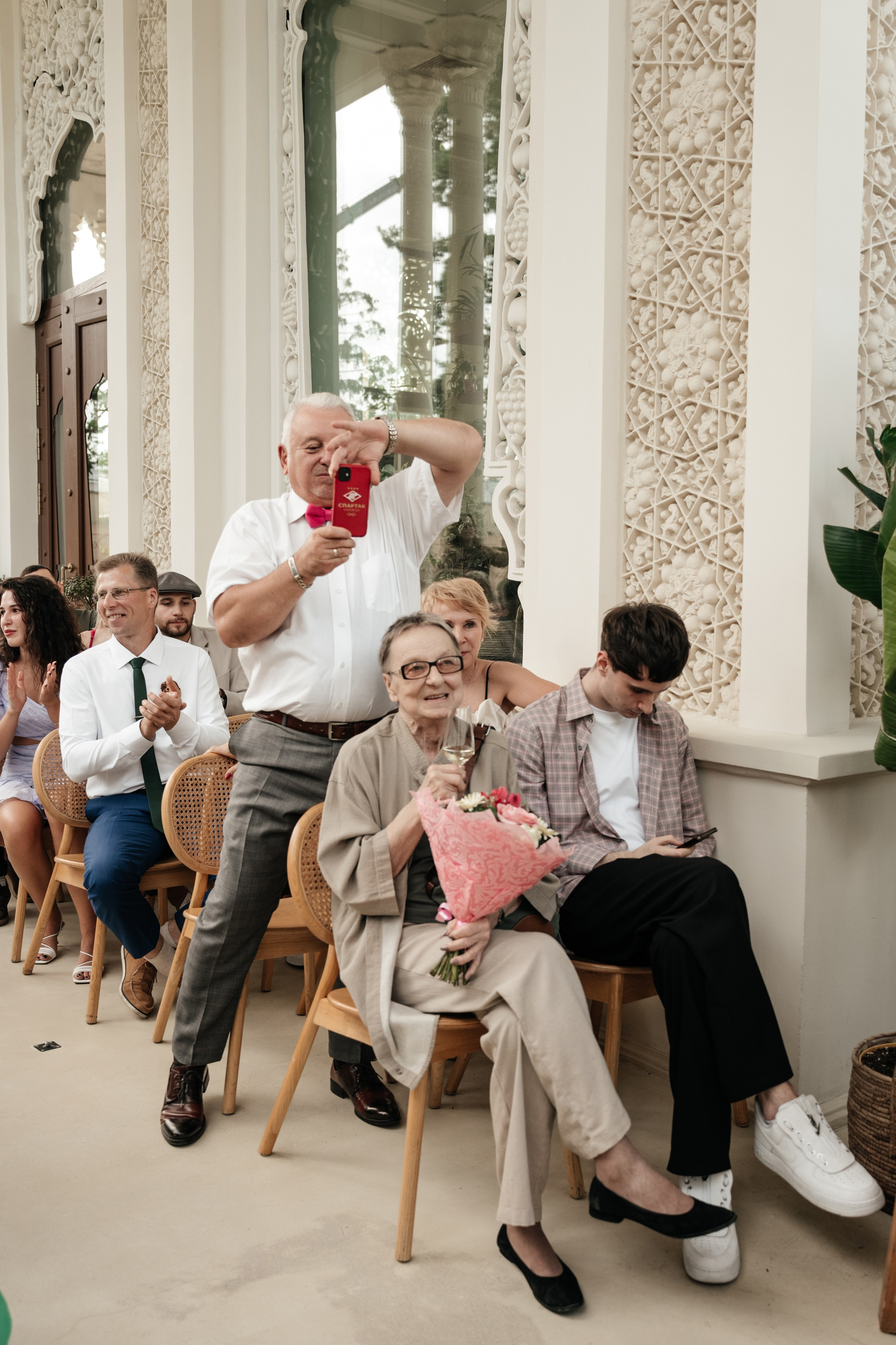 Ресторан Домик в саду, ВДНХ. Свадебный фотограф Москва Александра Аверкова