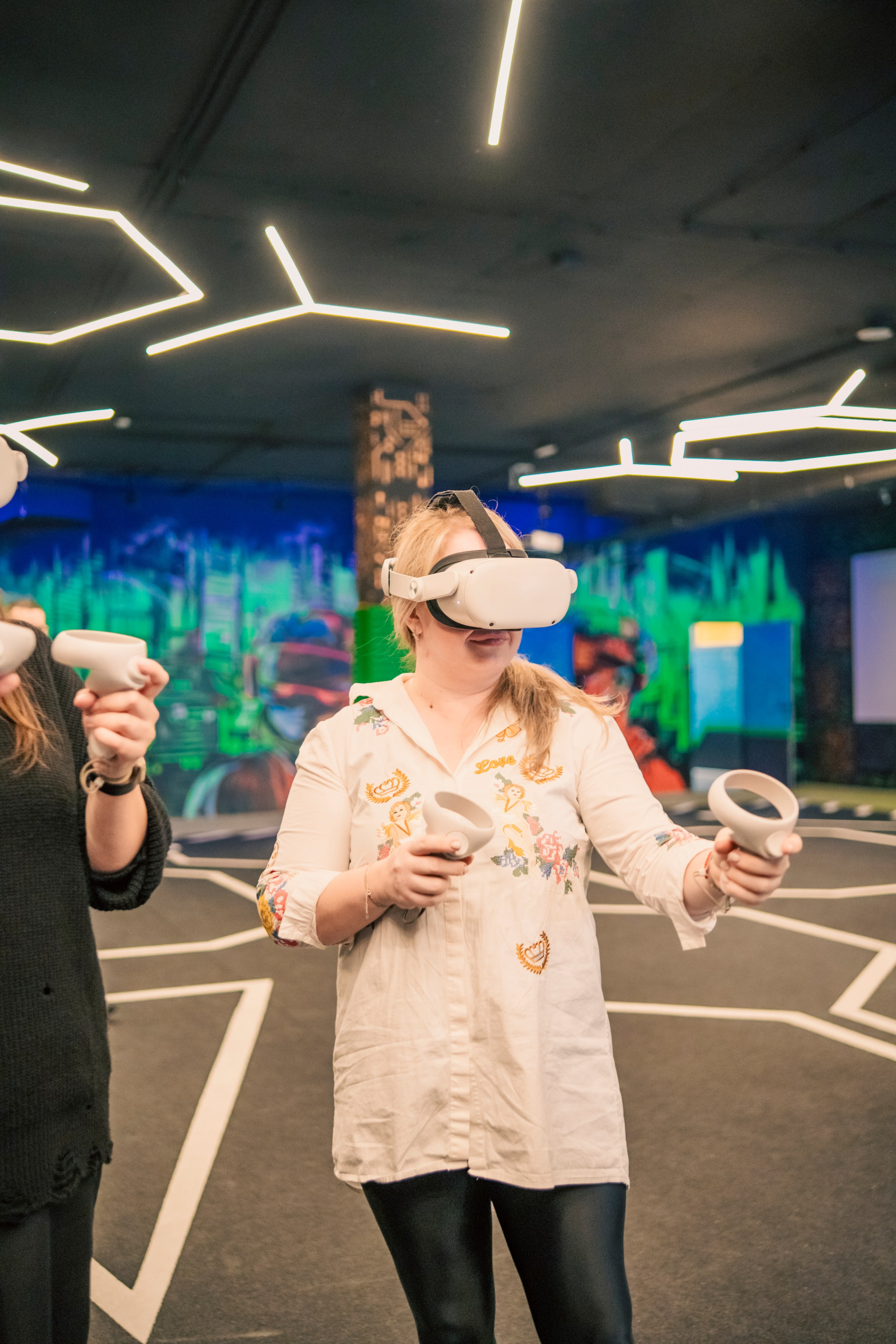 VR April-May. Felixtones