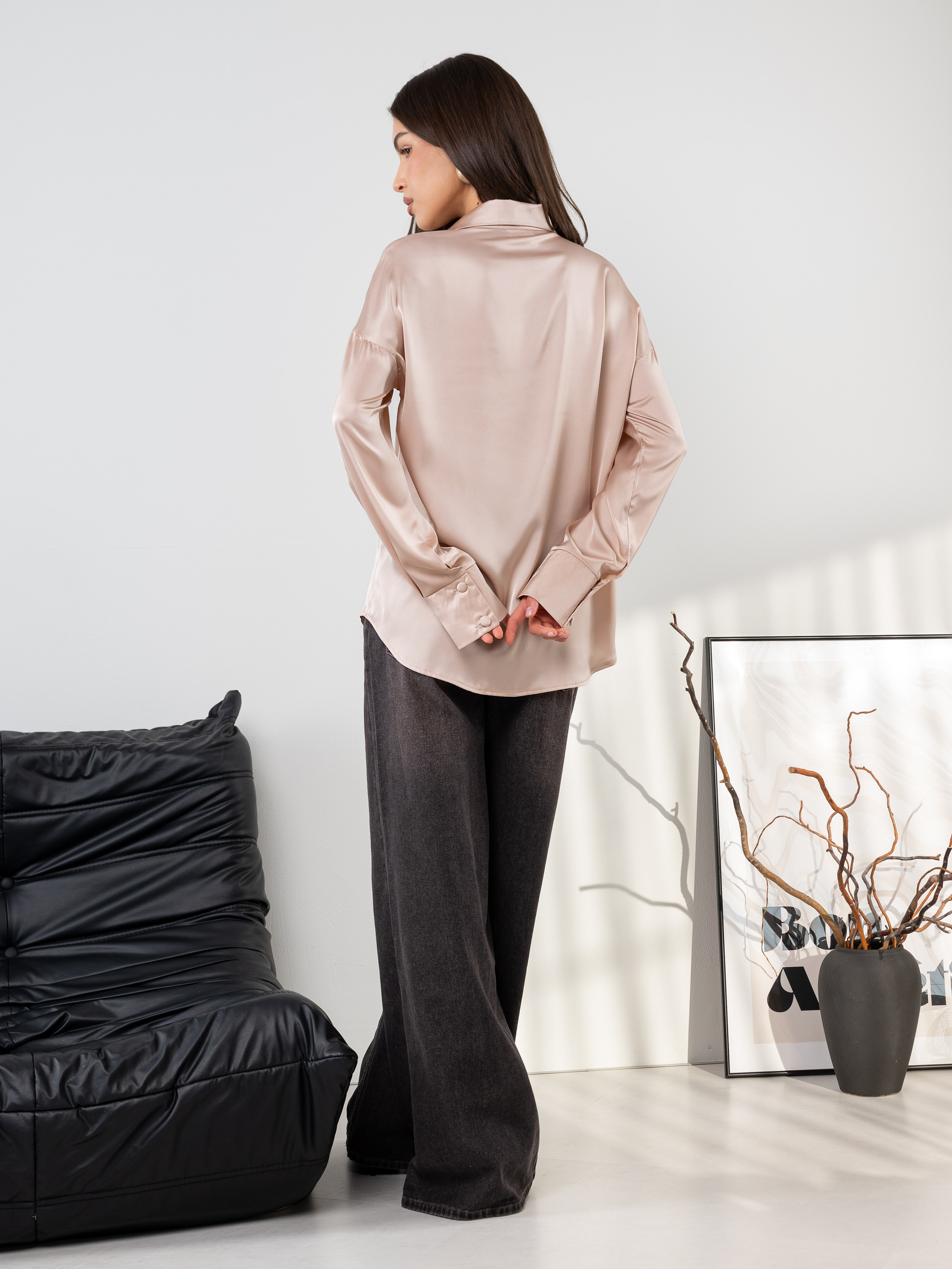 Атласные рубашки. Предметный фотограф, фото для маркетплейсов Пятигорск, КМВ