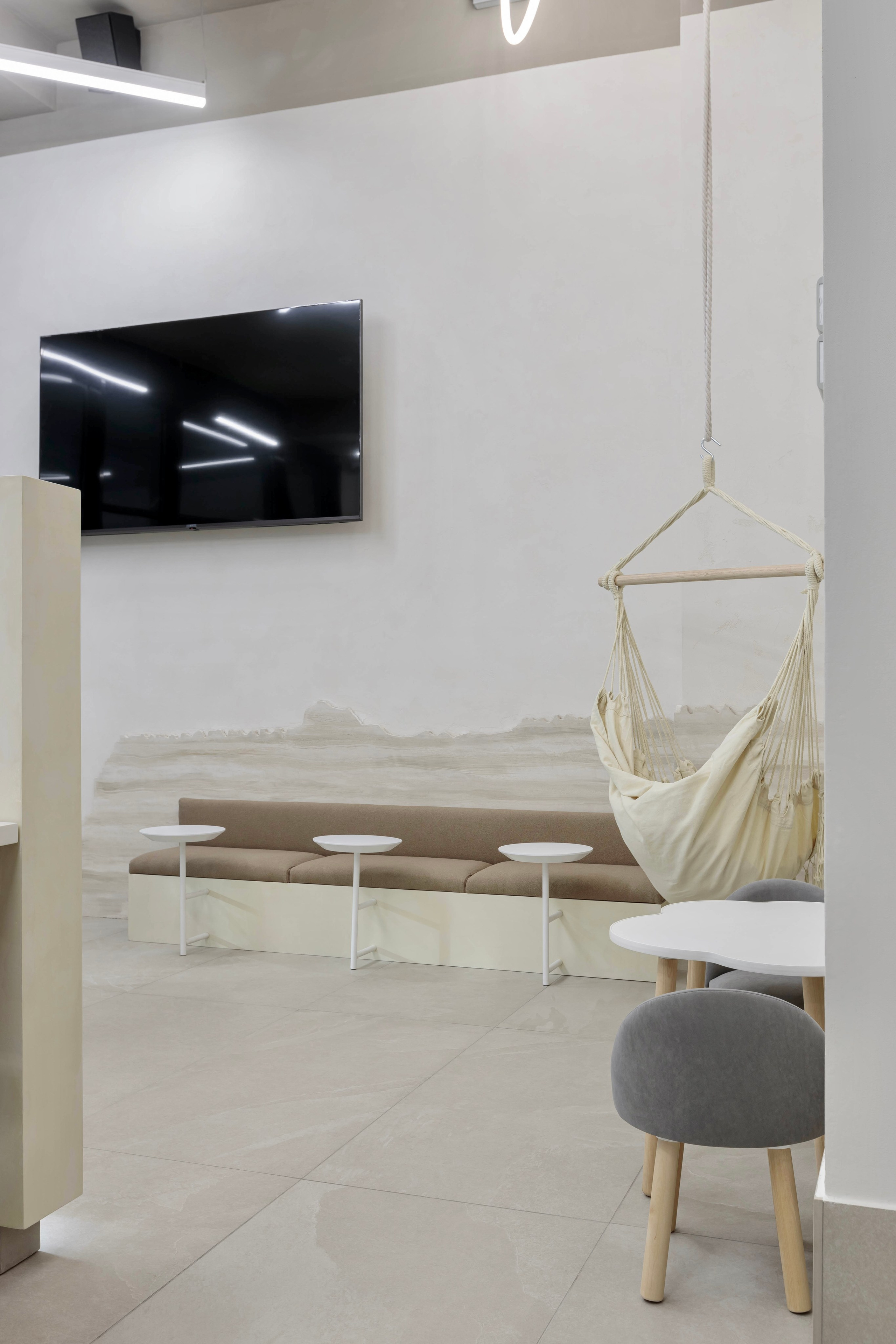 Салон профессиональной аппаратной косметологии DIO. SOLOMAKHINA| САЛОН ДЕКОРАТИВНЫХ ПОКРЫТИЙ|