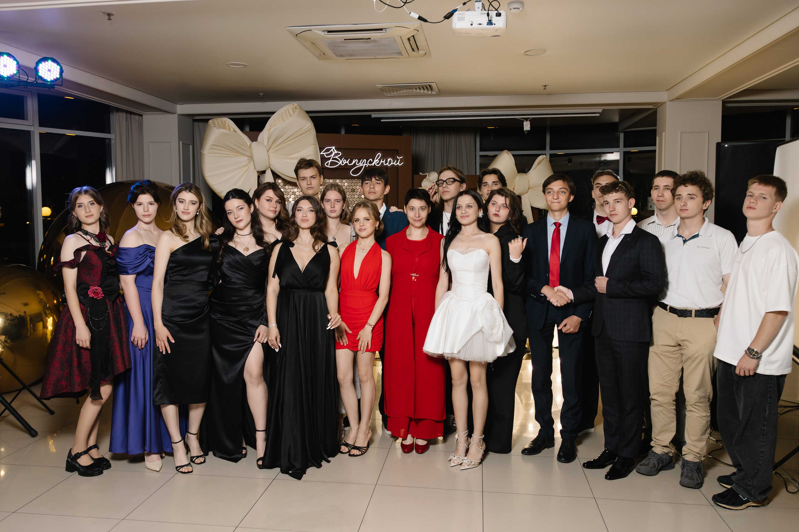 Выпускной 11А класса 2025. Артур Иликчян — Wedding & Event фотограф в Краснодаре