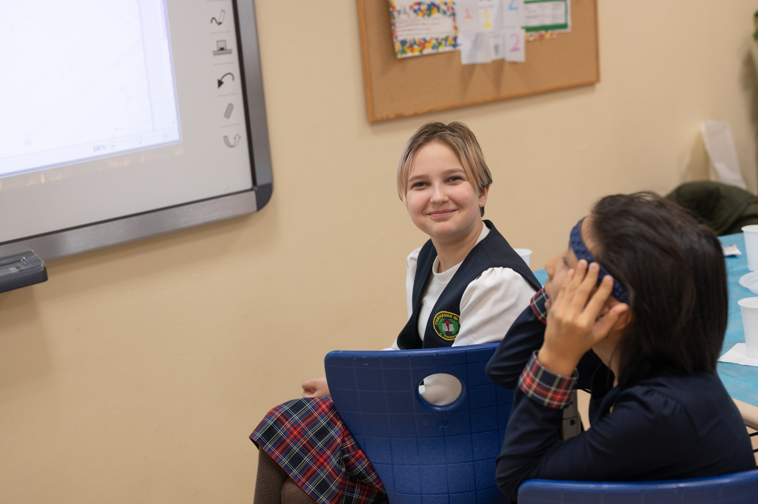 Репортаж мероприятия в классе 5Ж 16 гимназия 2024 г. Фотограф новорожденных, семейный детский в Тюмени Татьяна Морозова