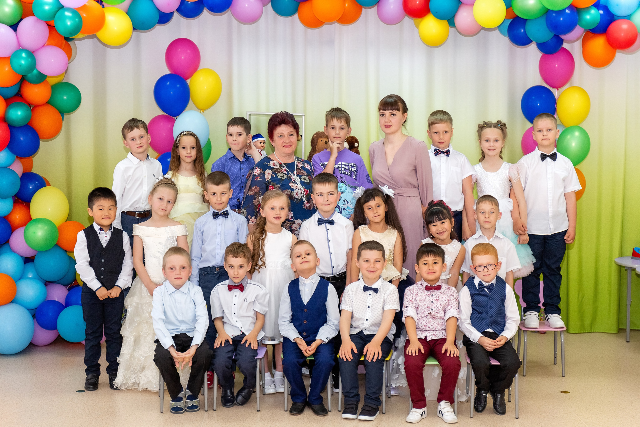Выпускной. Детский сад «Тигрёнок». Стильный выпускной альбом Владивосток фотограф Вероника Мигачева